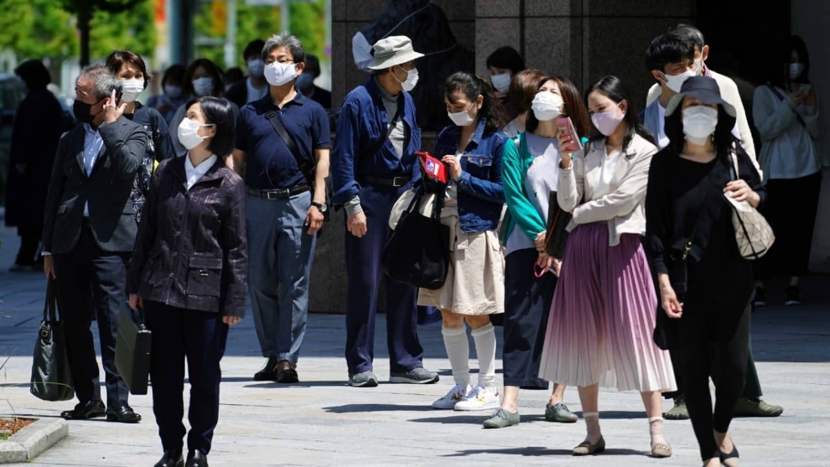 Extenderán emergencia por COVID en Tokio hasta fin de mayo
