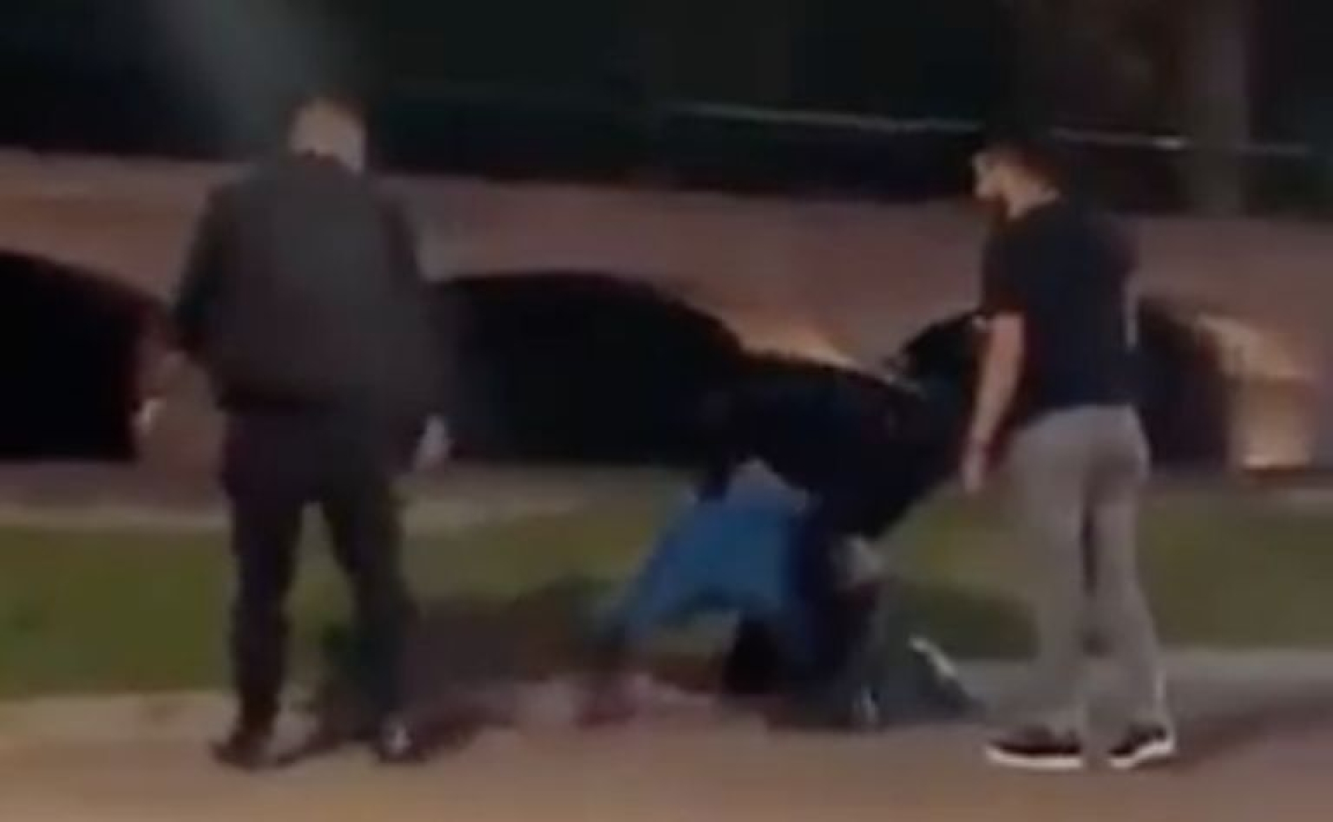 Golpean a un joven afuera de un bar de Cholula