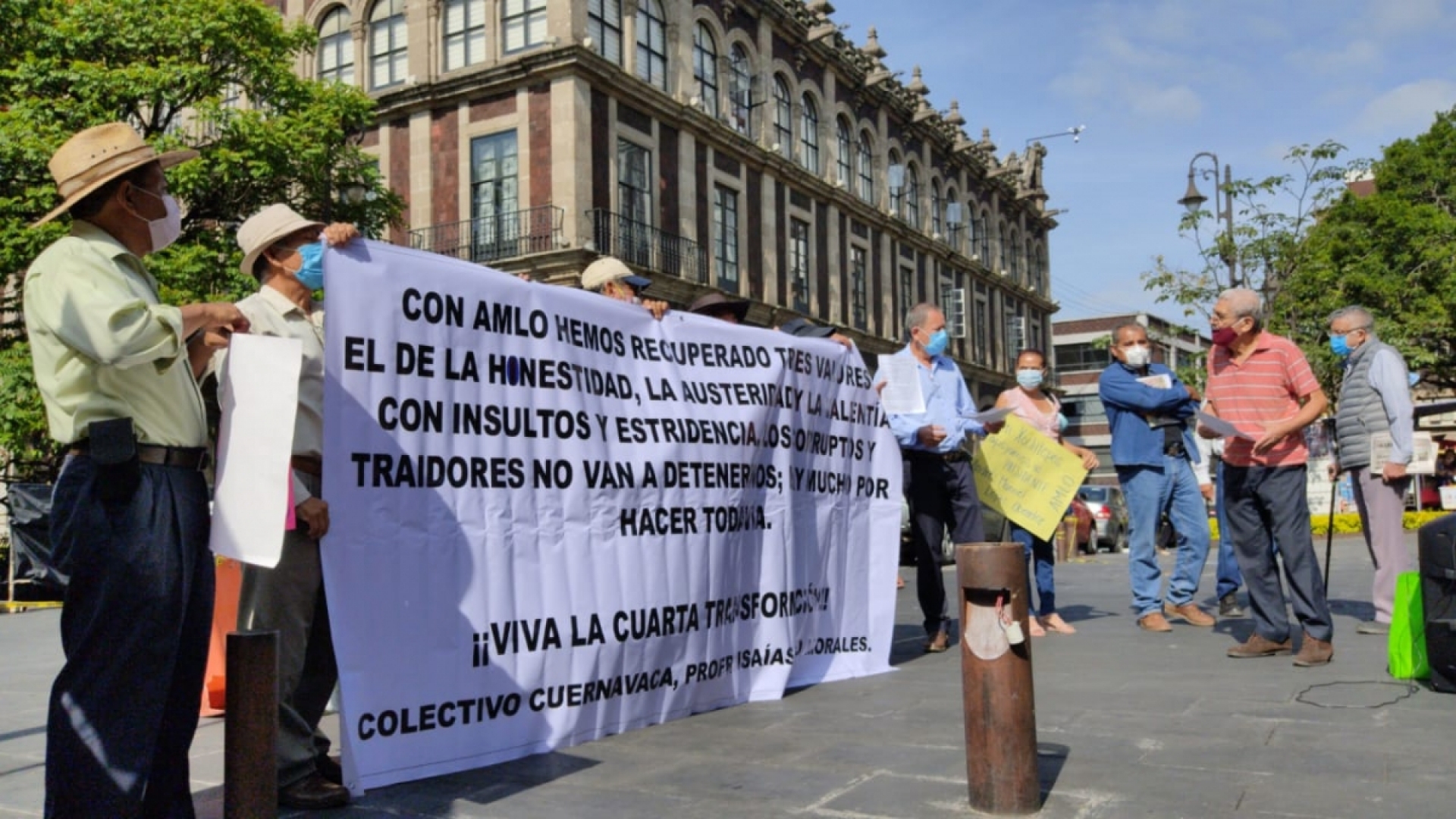 Militantes de Morena cuestionan a su dirigente estatal