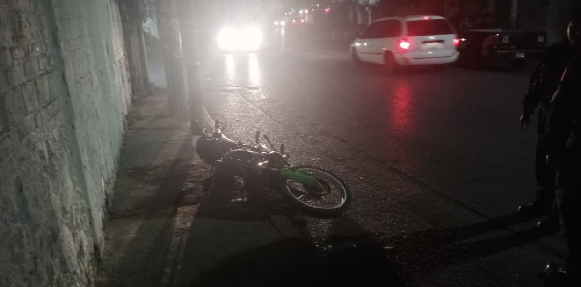 Hieren a tiros a dos hombres en Villa de las Flores