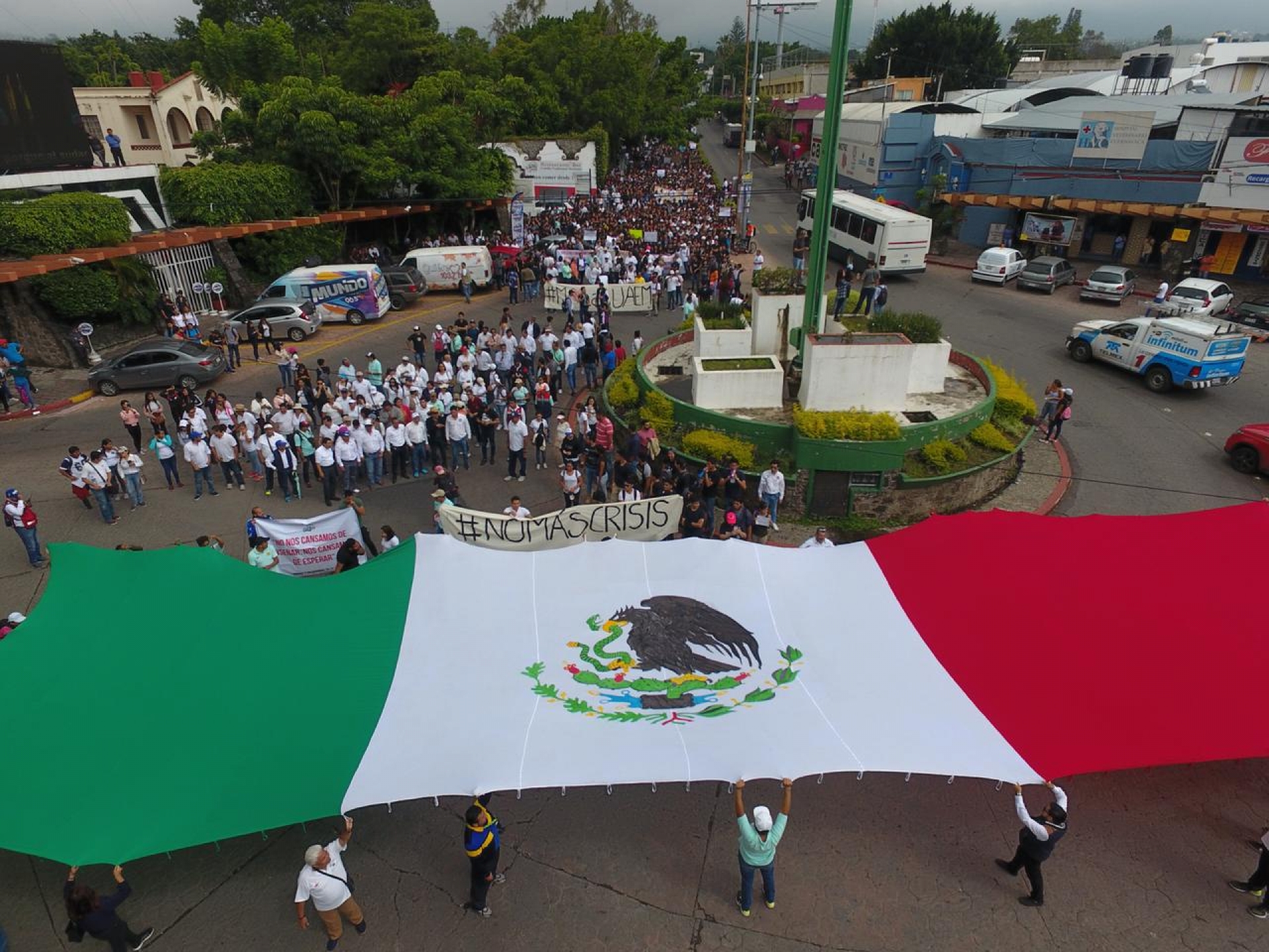 Destaca gran participación universitaria
