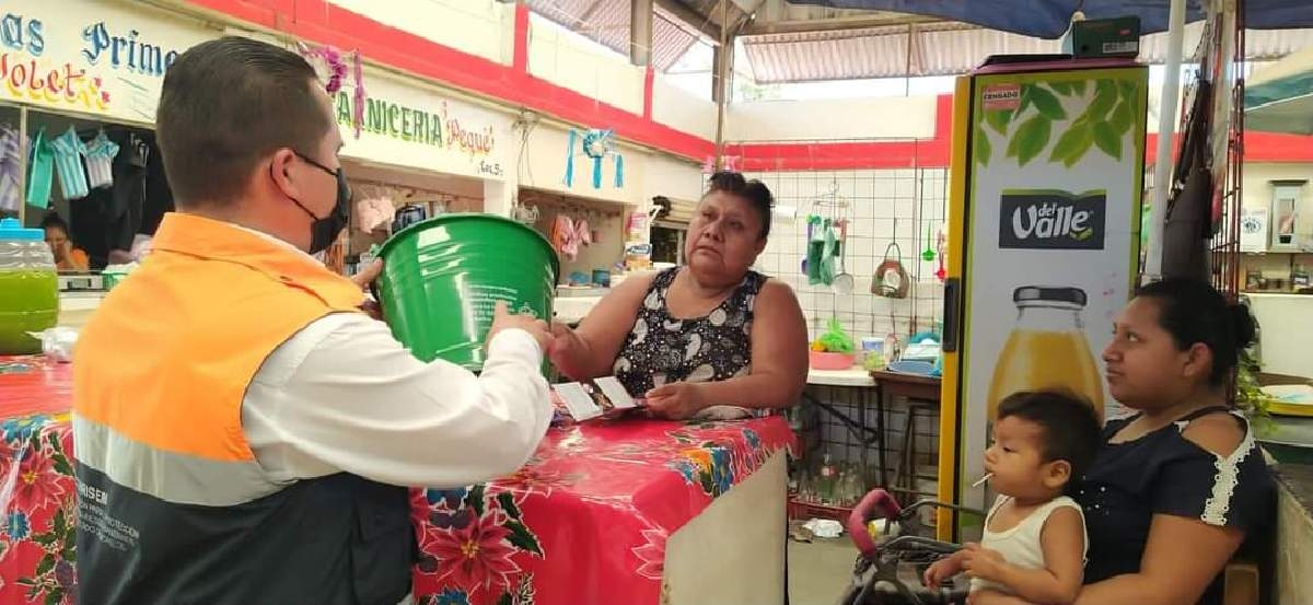 Supervisa la JS-I negocios con venta de alimentos en Coatetelco