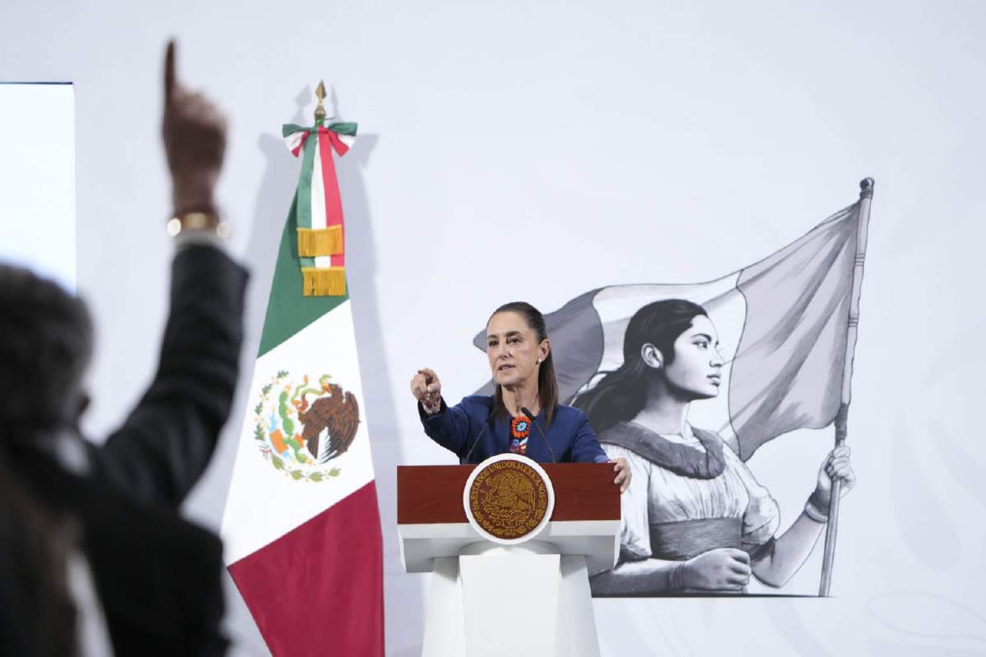 No vamos a caer en la provocación; la transformación no la detiene nadie: Sheinbaum
