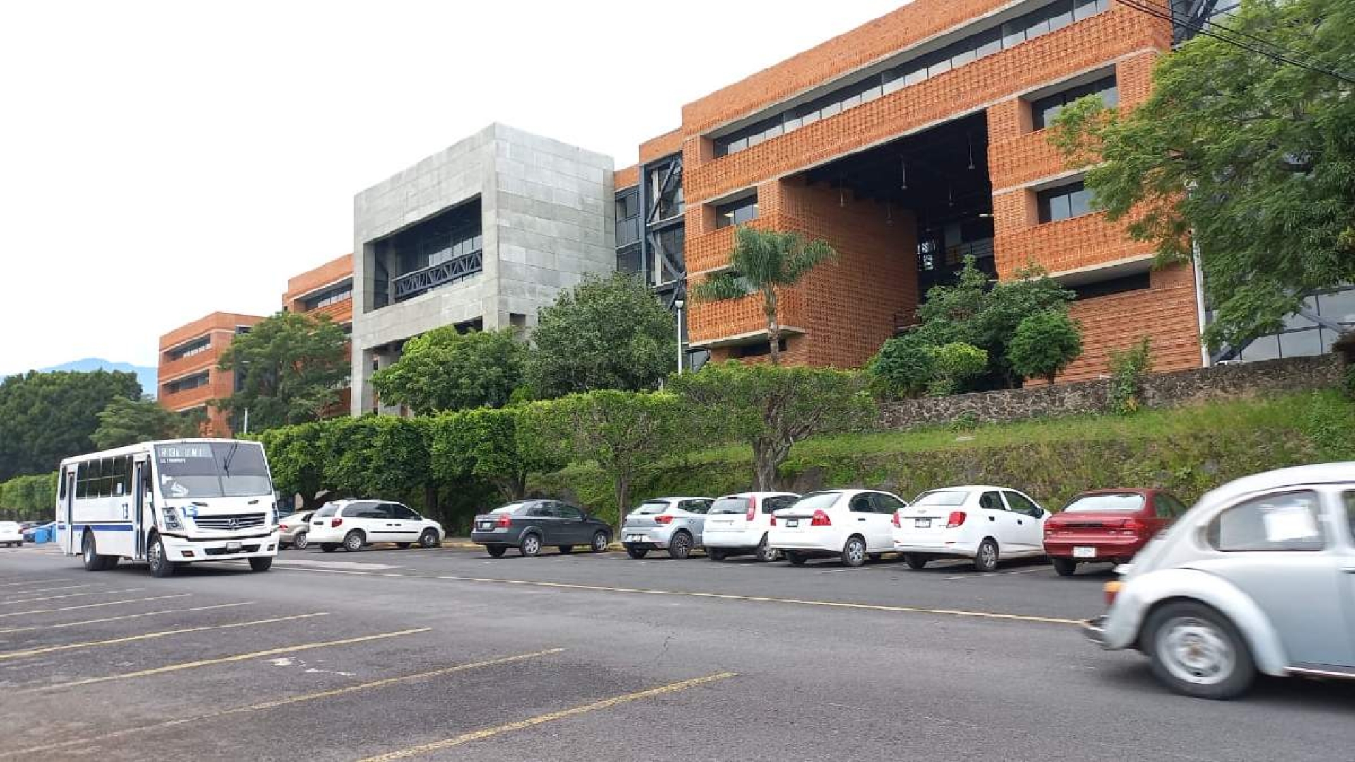 Aumenta UAEM control sobre motocicletas