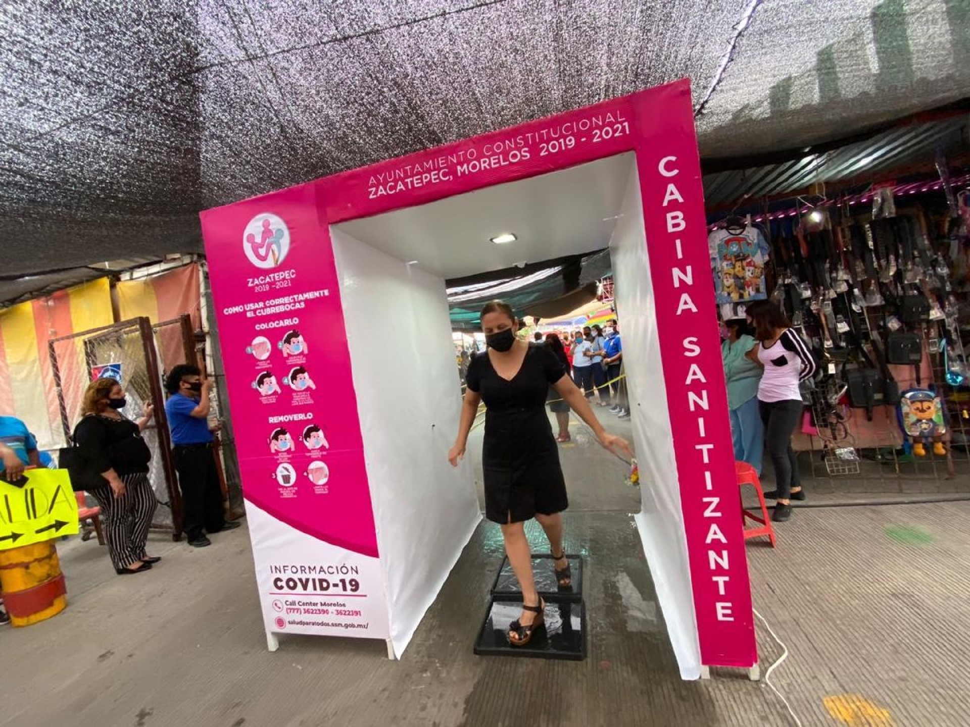Instalan cabina desinfectante en mercado de Zacatepec