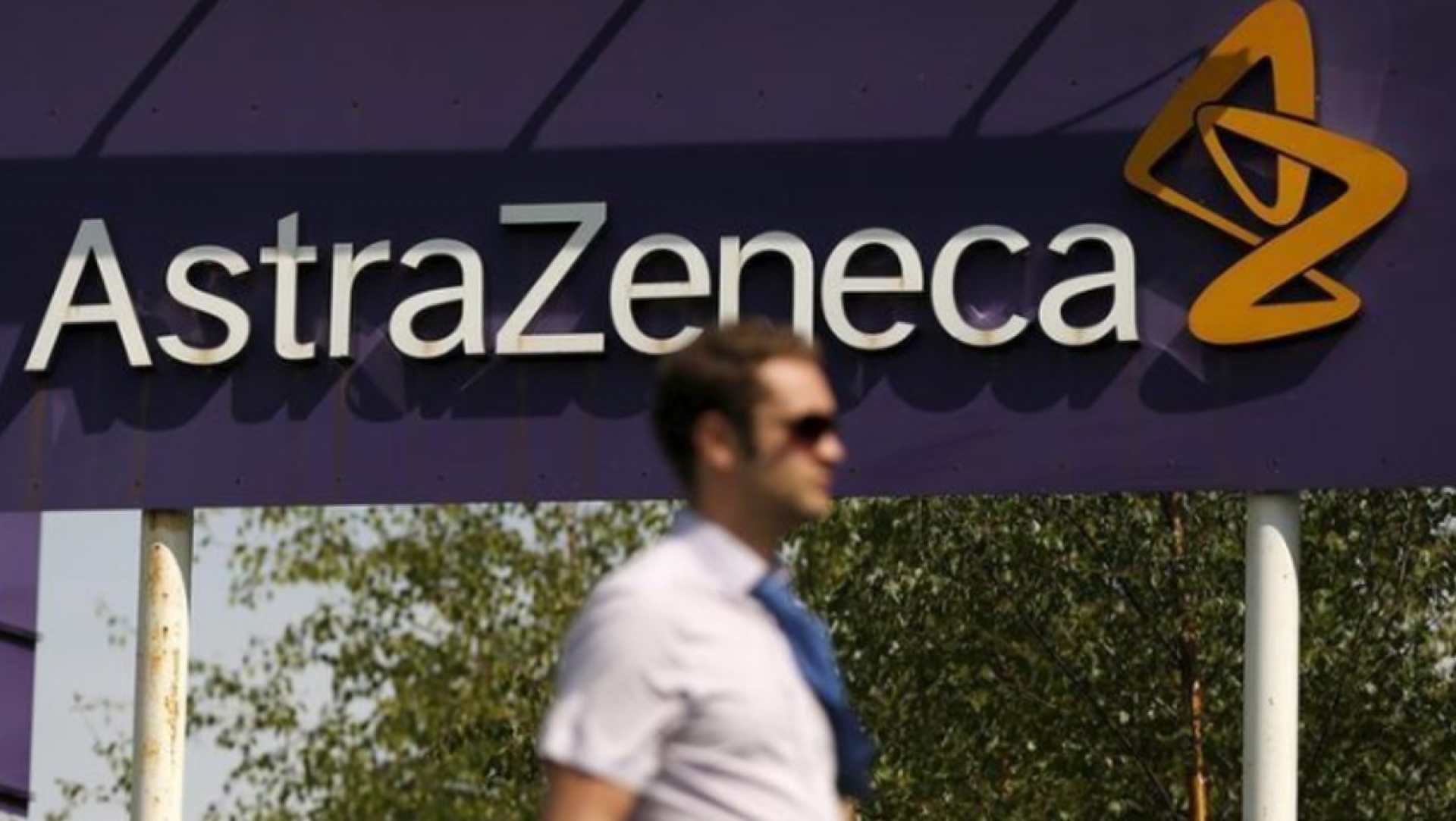 Universidad de Oxford y AstraZeneca podrían dar noticias positivas de vacuna contra Covid-19