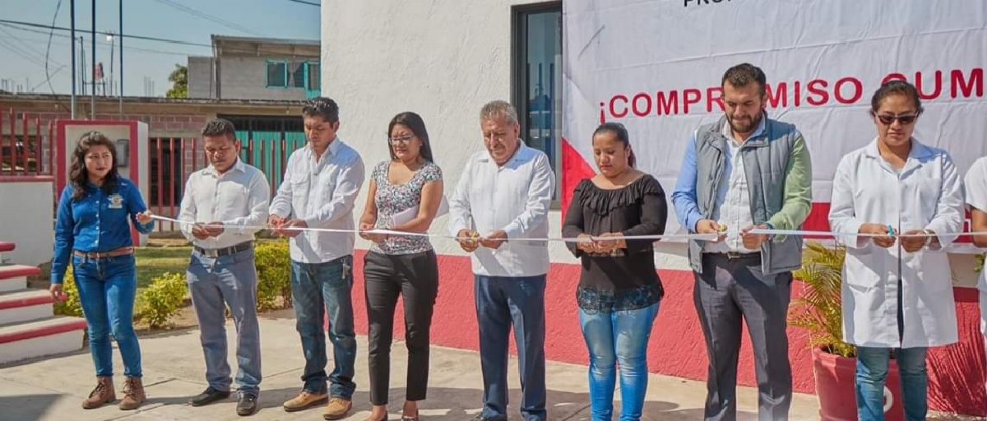 Inaugura Calixto Urbano Lagunas remodelación de la Casa de Salud en Atlatlahucan
