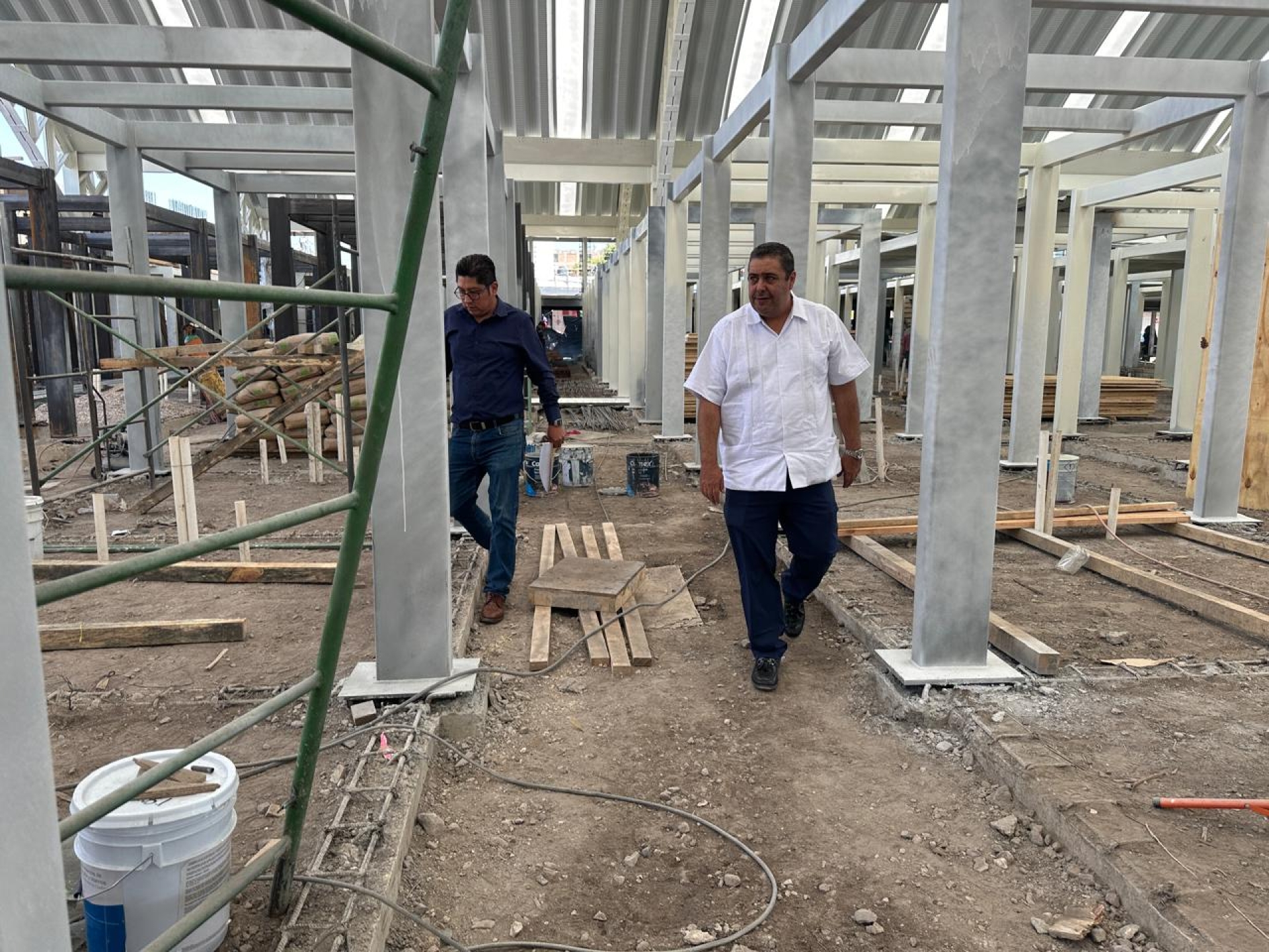 Supervisa Gobierno de Morelos trabajos de reconstrucción del mercado 'Hermenegildo Galeana' de Cuautla