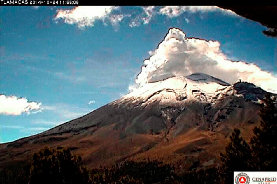 Registra el volcán Popocatépetl 68 exhalaciones de baja intensidad en las últimas horas