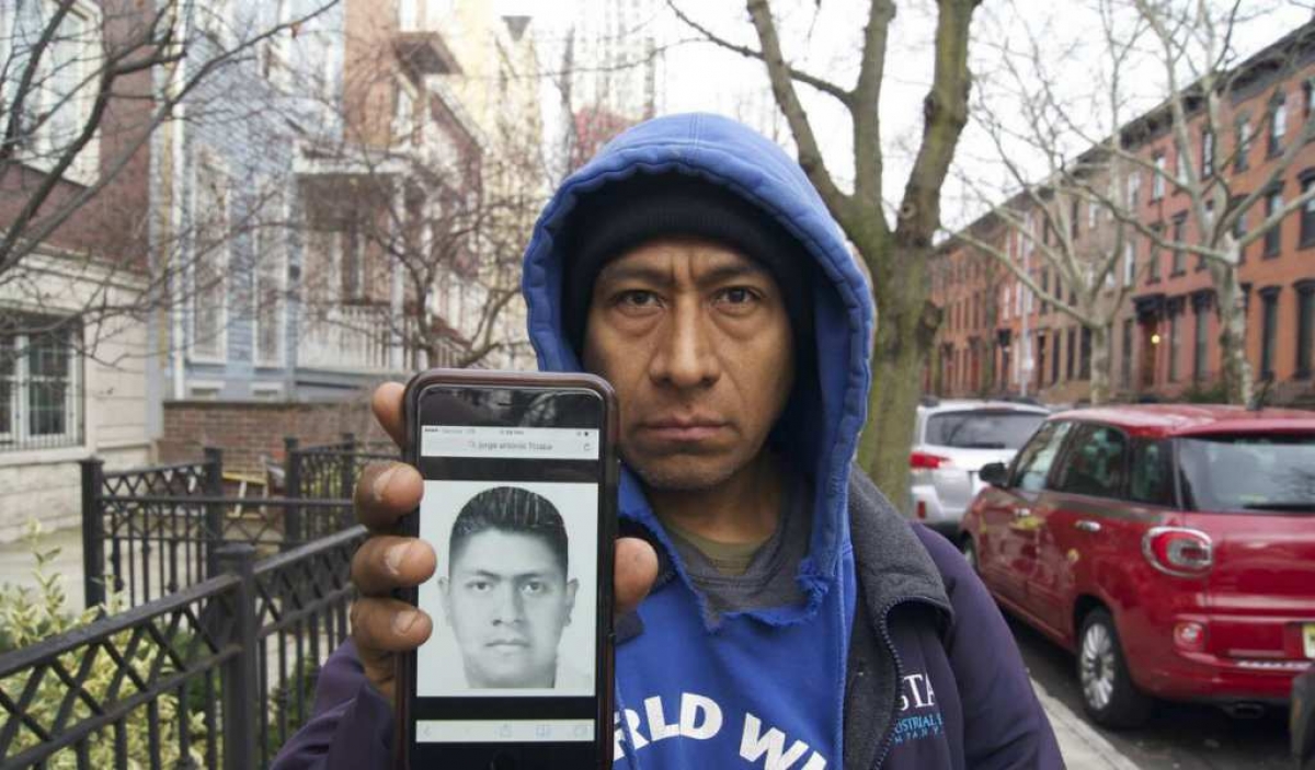 ¿Quién es el padre de un normalista de Ayotzinapa que increpó a AMLO?