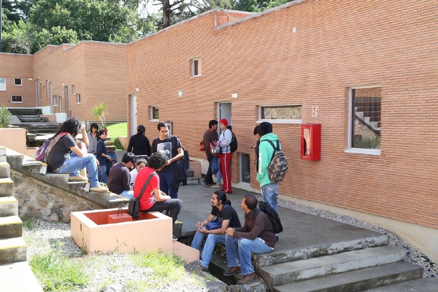 Pide sindicato de académicos el rescate financiero de la UAEM