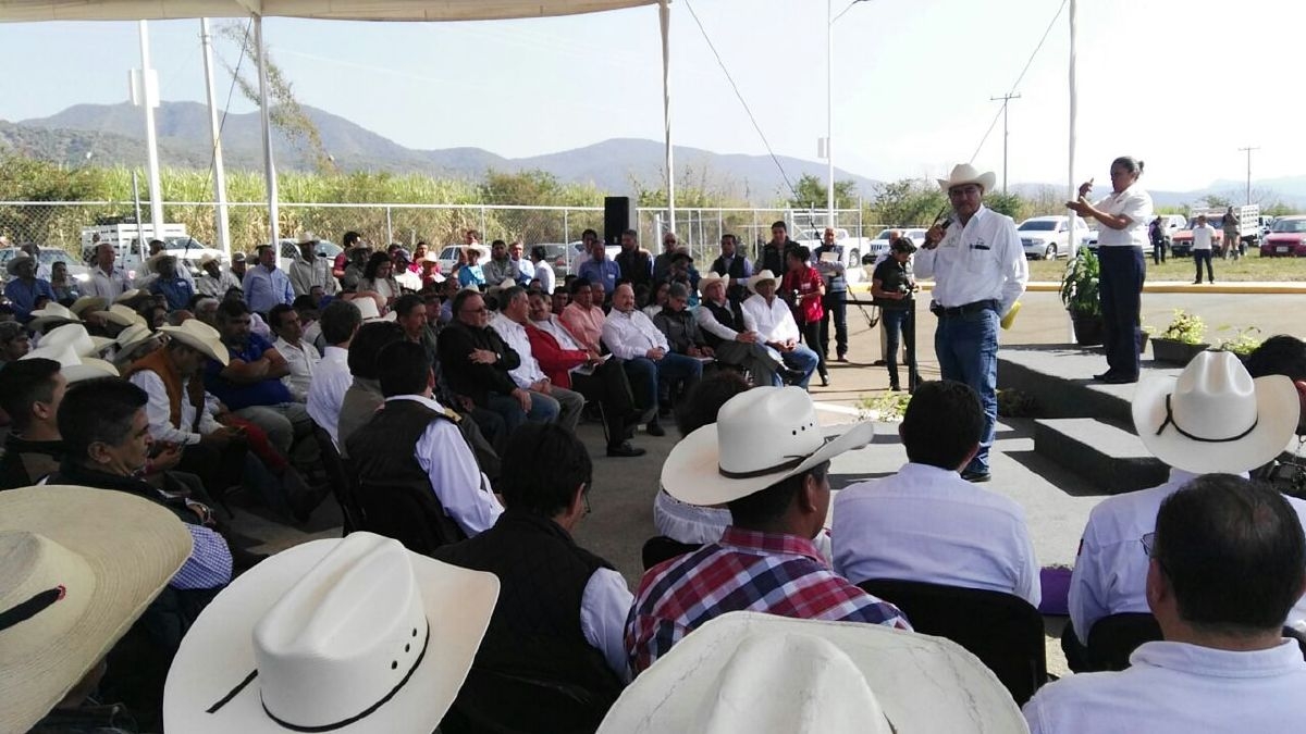 Inauguran el rastro TIF en Miacatlán