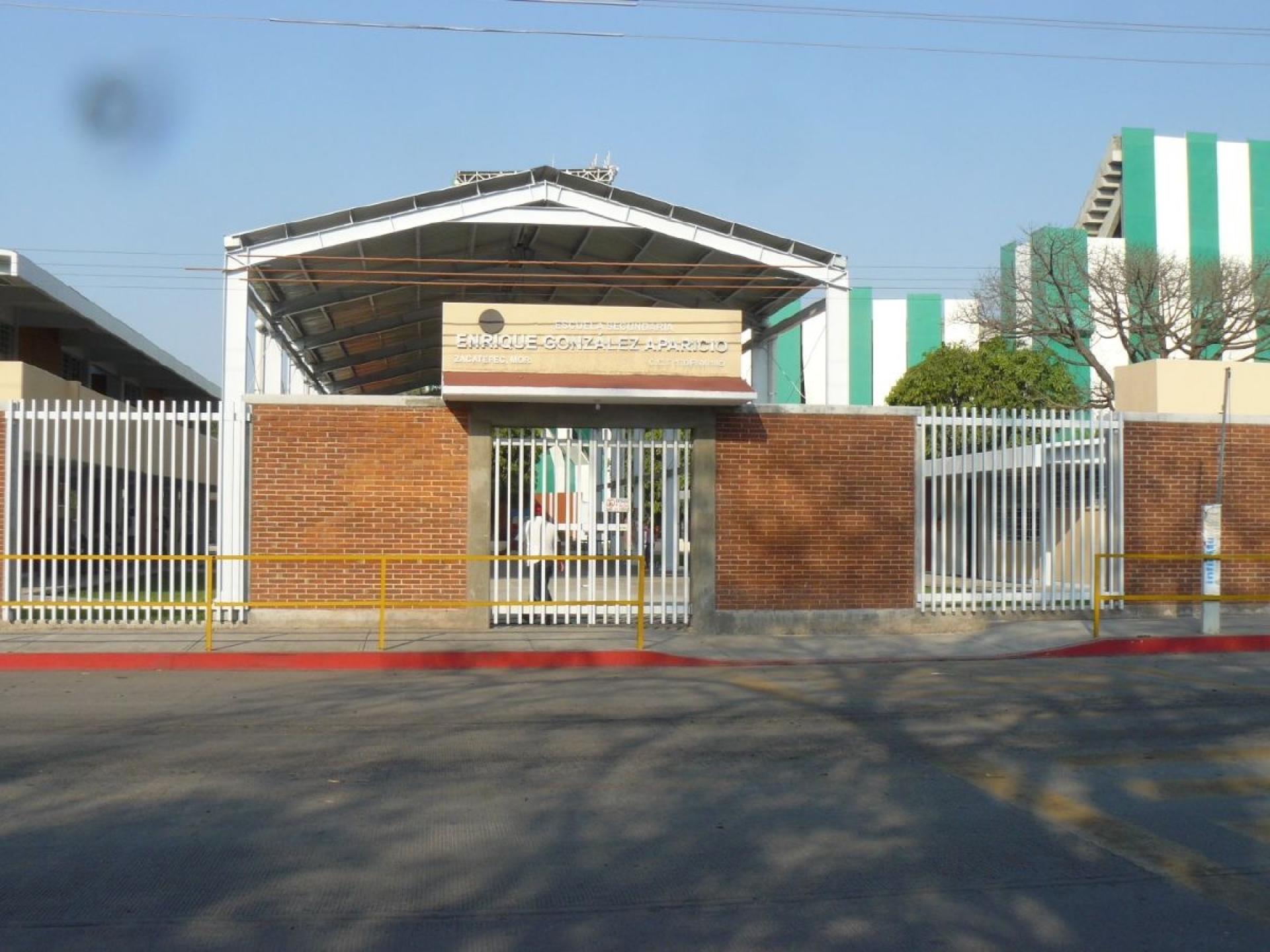 Prometen desinfectar escuelas en Zacatepec