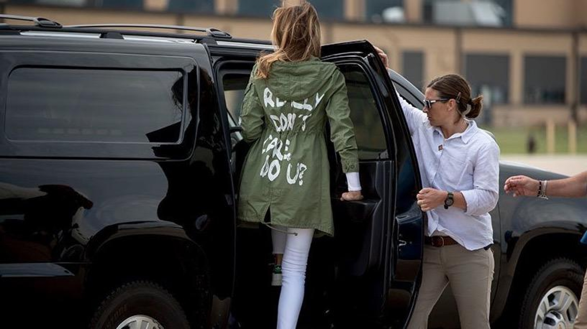 Mensaje de la chaqueta de Melania era para medios: Donald Trump