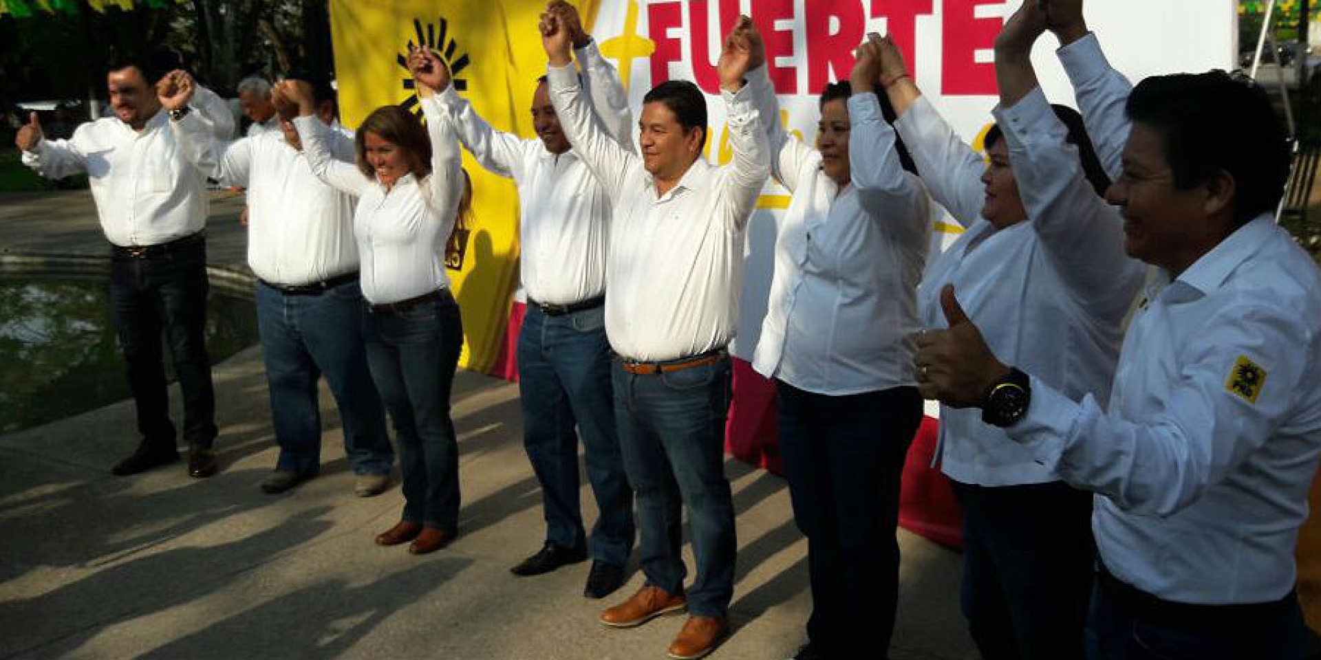 Ofrecen conferencia de prensa candidatos del PRD a senadores y diputados federales