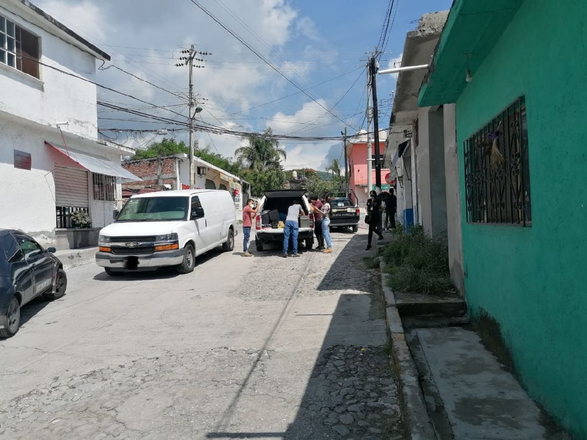 Acribillan a un mecánico en su taller