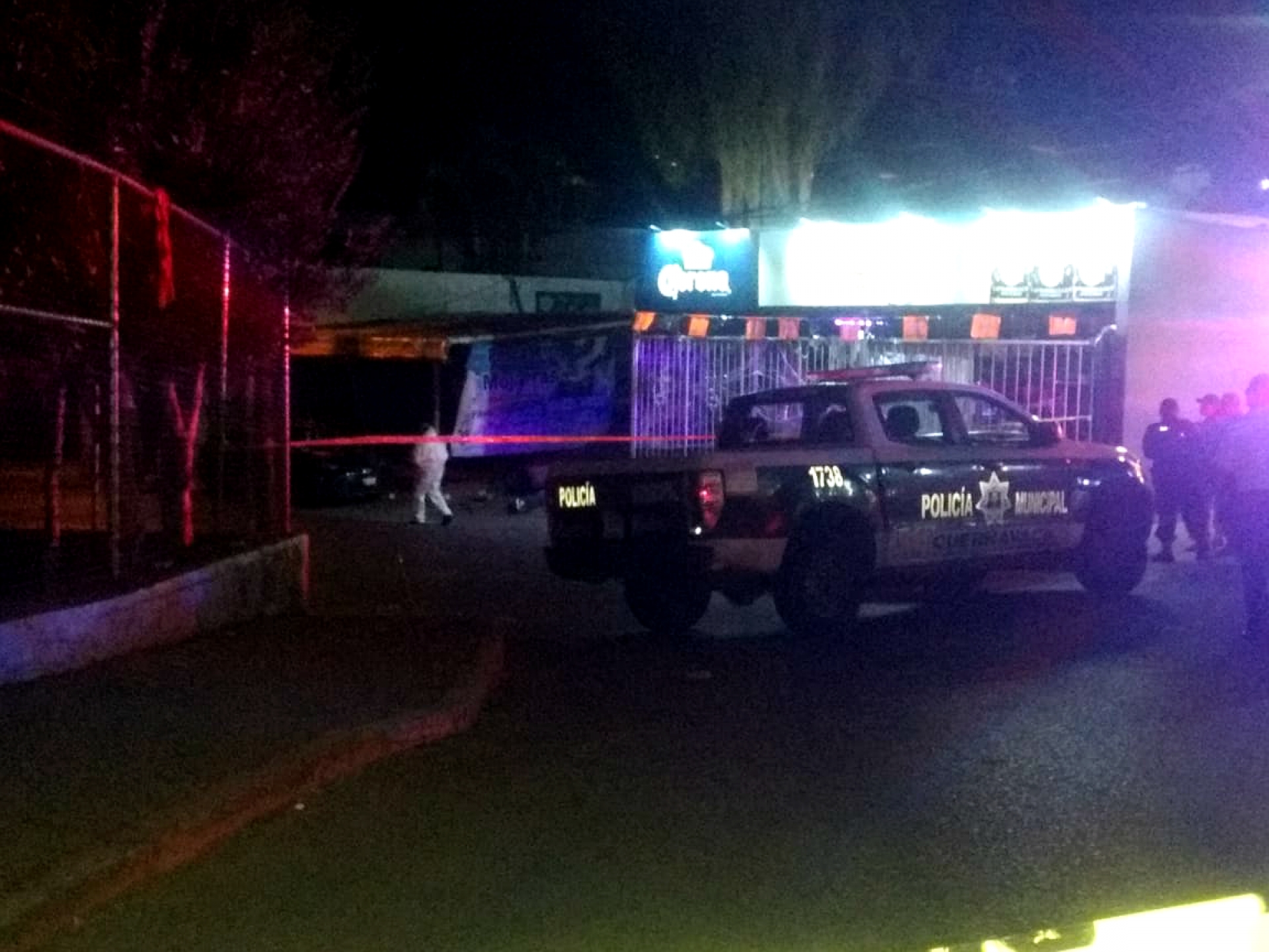 Disparan y matan a dos hombres en Lomas de San Antón