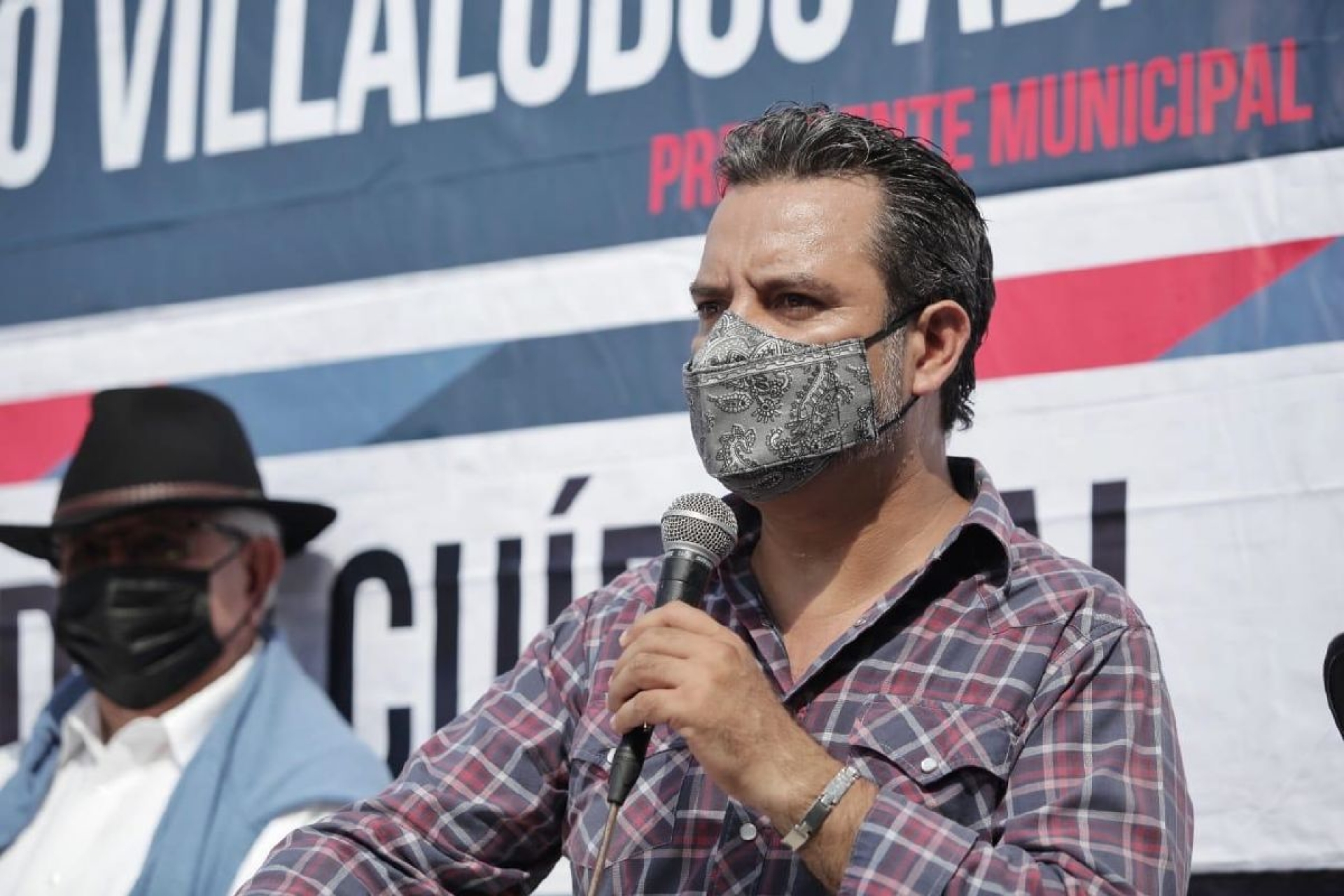 Cero aumento en impuestos y servicios públicos y mayor austeridad para 2021: Villalobos