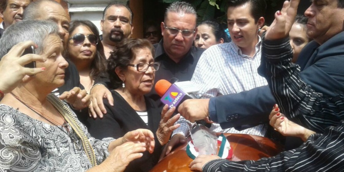 Familiares y amigos despiden a empresario asesinado