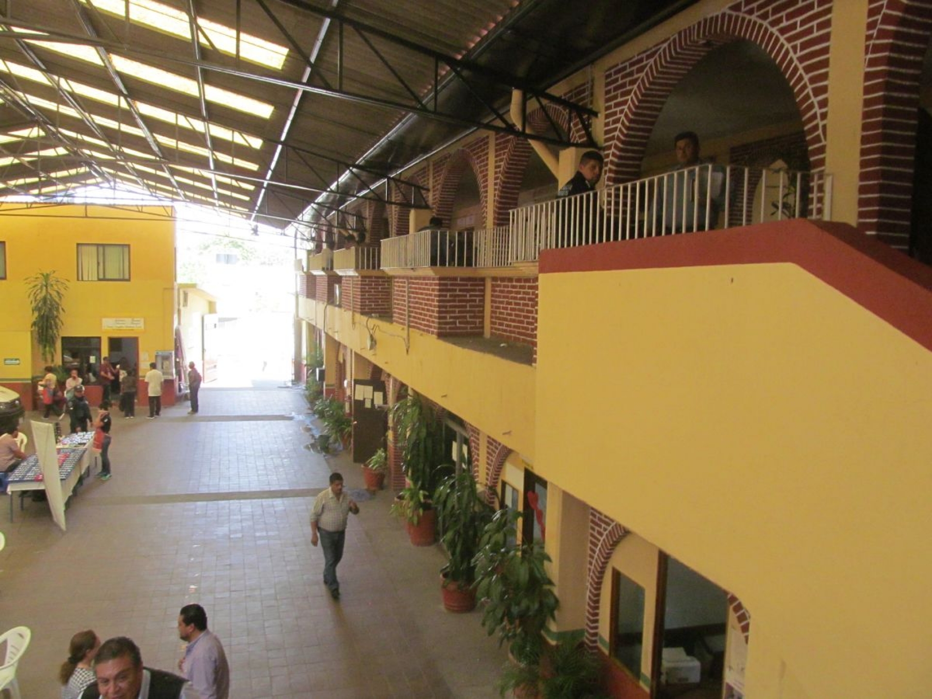 Por falta de cédula profesional, degradan a dos directores de Tlaltizapán
