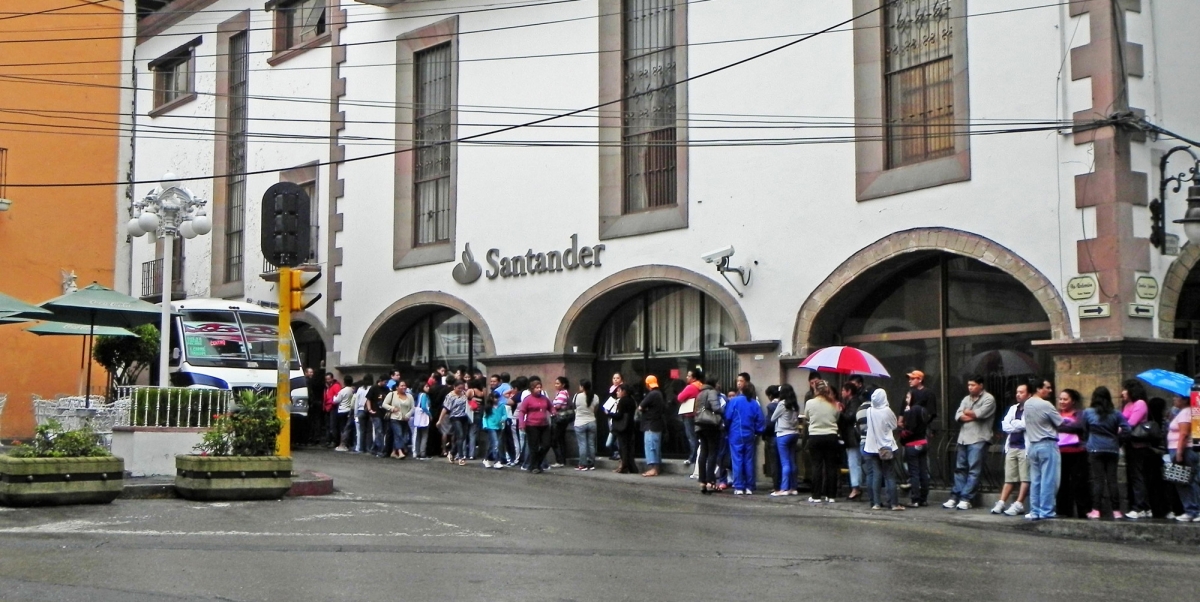 Bancos no abrirán mañana 12 de diciembre por día feriado