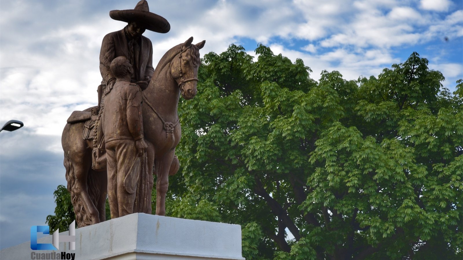 Conmemoran CXLI aniversario del natalicio del general Emiliano Zapata