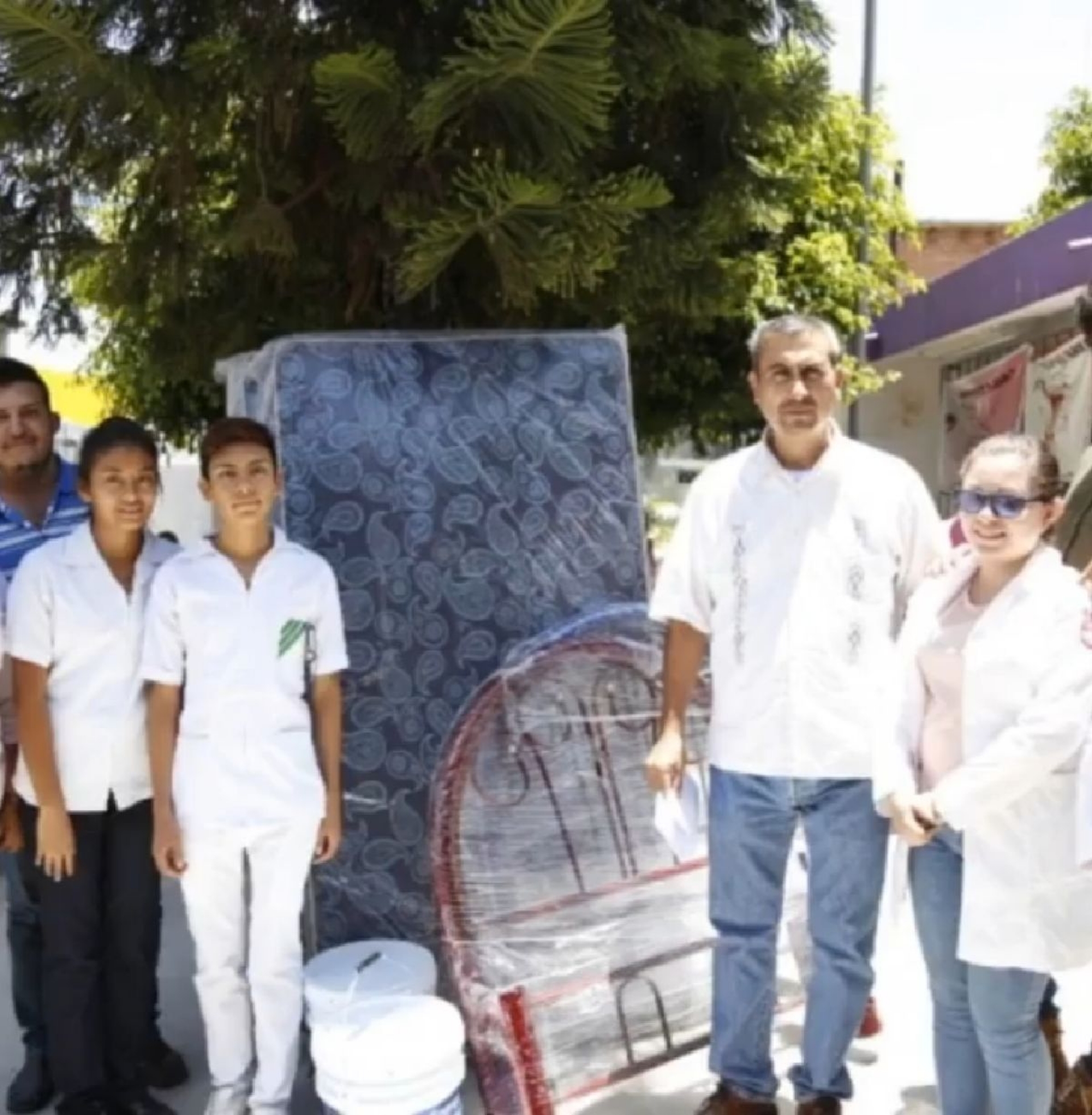 Da gobierno de Axochiapan apoyos al Centro de Salud de Atlacahualoya