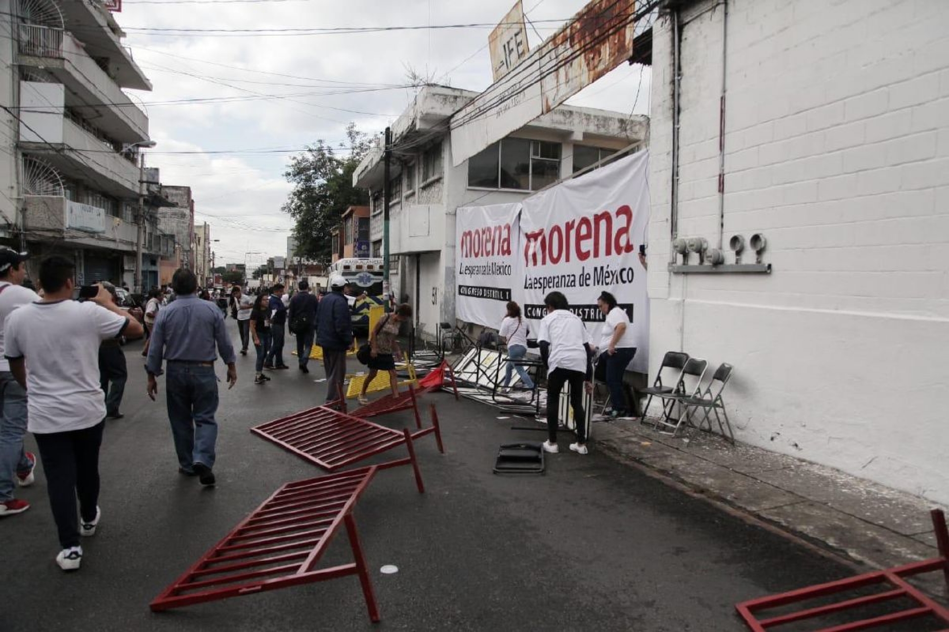 Sin fecha, las asambleas distritales de Morena