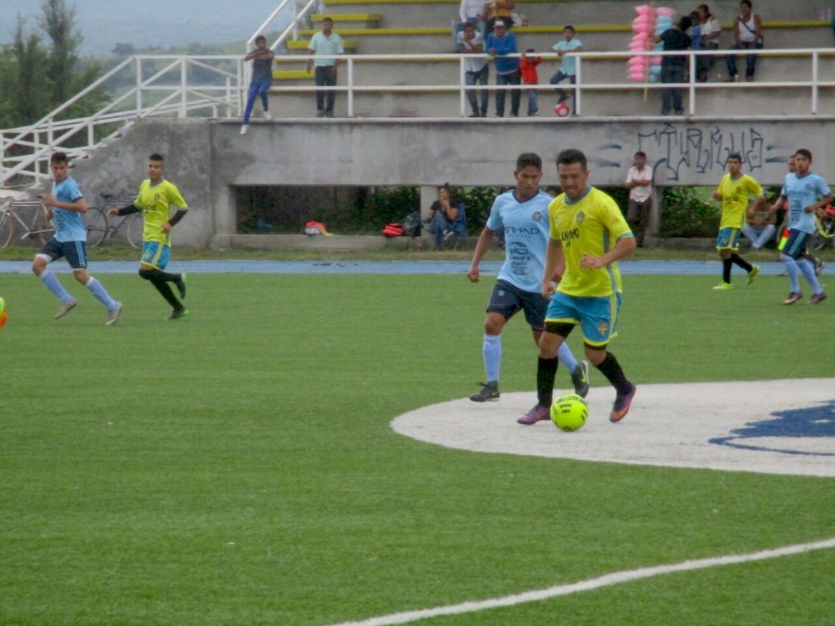 Selección Zapata y Real Heredia avanzan a Octavos de Final