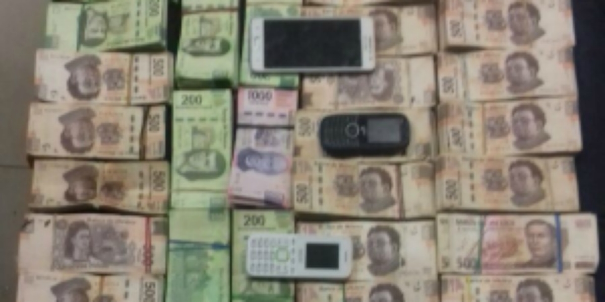 Anuncia CES detención de tres personas en posesión de más de dos millones de pesos en efectivo