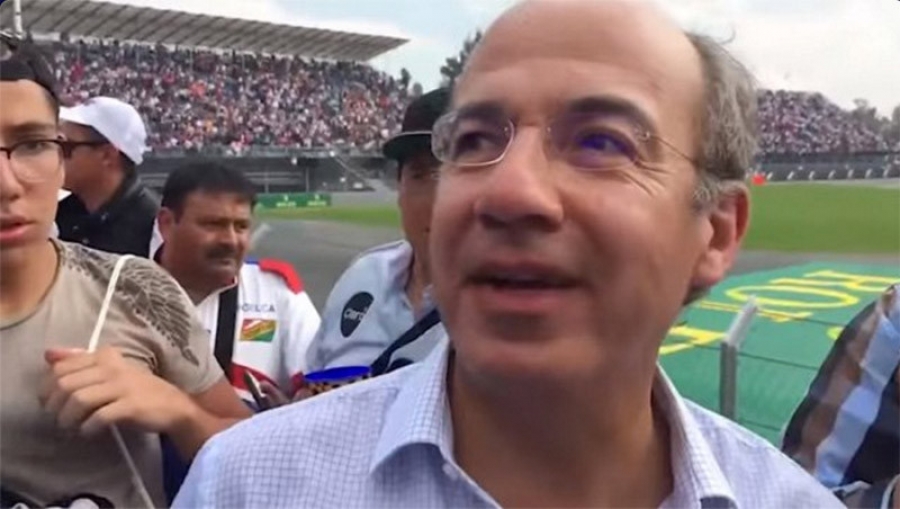 Gritan “asesino” a Calderón durante la F1