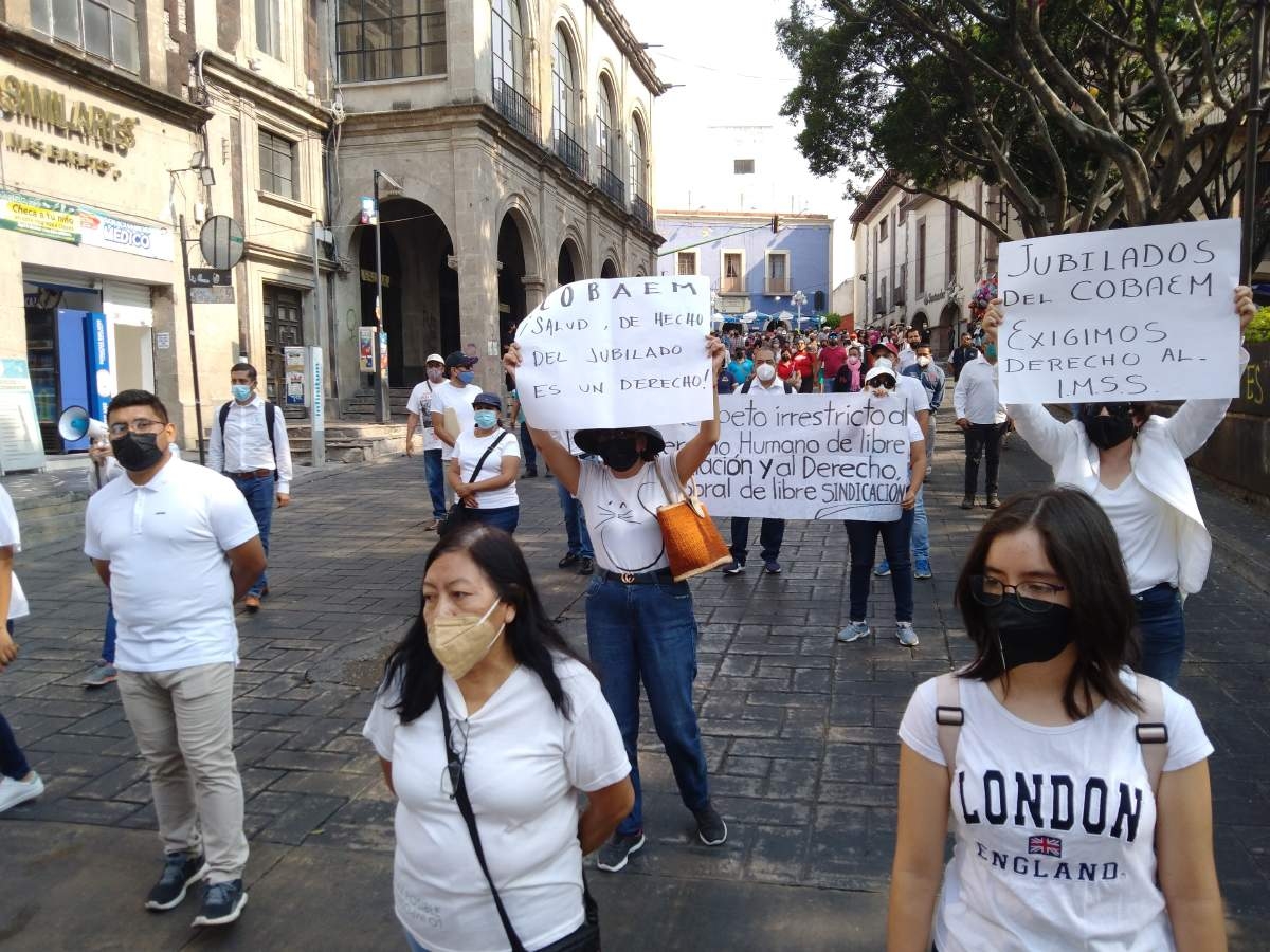 Maestros conmemoran el día del trabajo