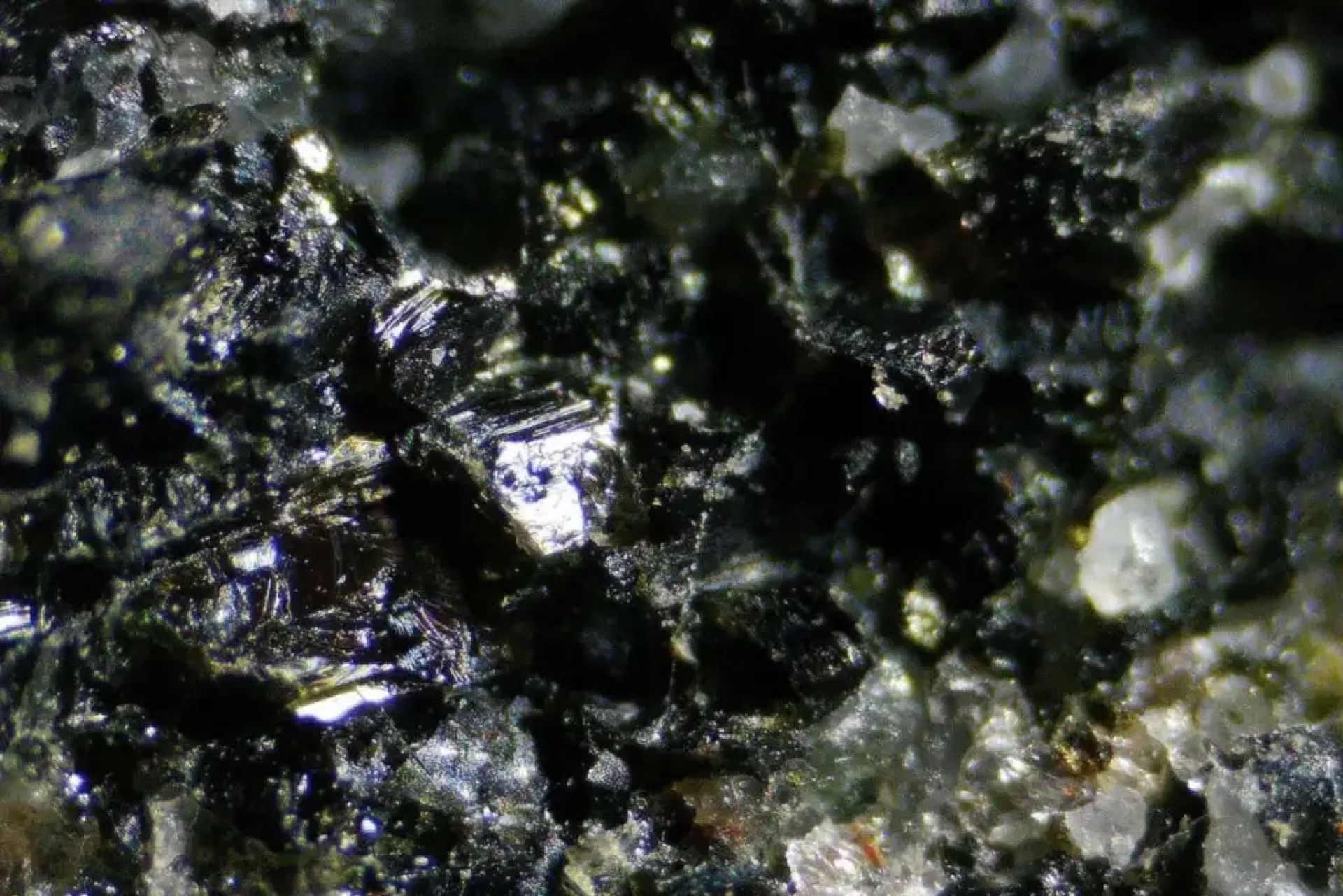 Descubren lo que podría ser la roca más antigua de la Tierra