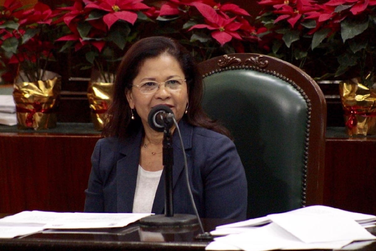 Crean diputados de Morelos ley de uniformes gratuitos para educación básica