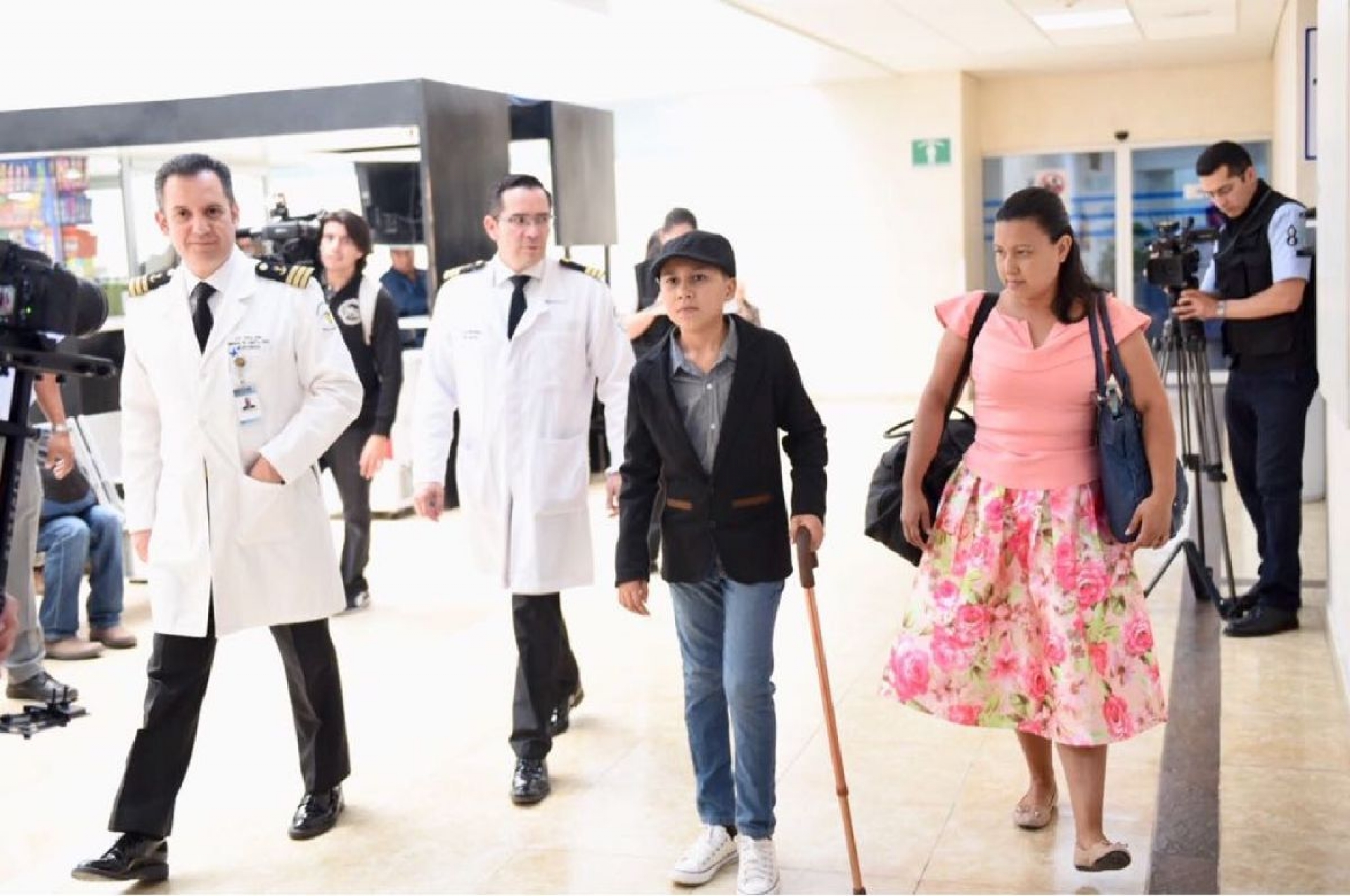 Regresa a casa Erick tras cirugía