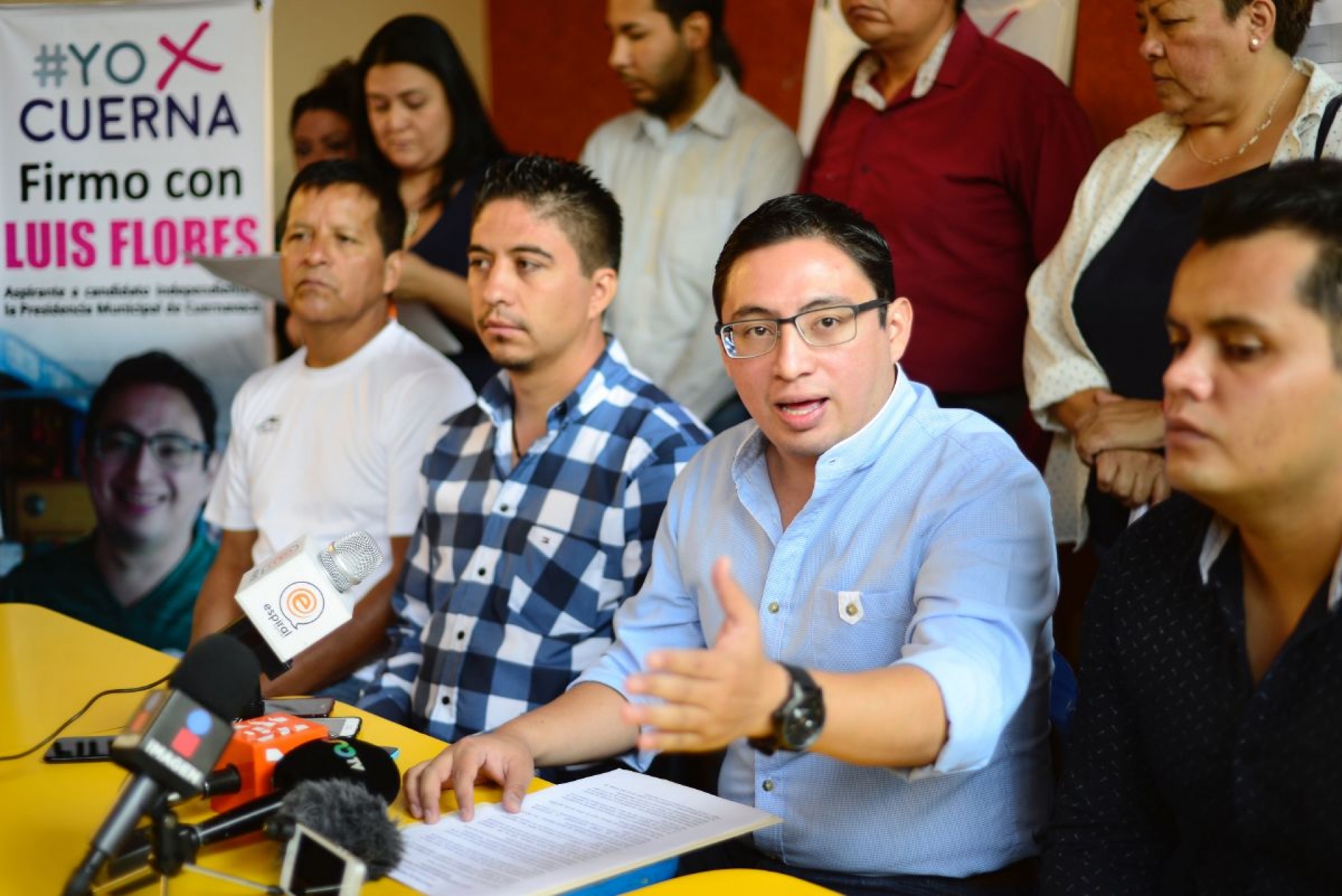 Aspirante independiente lanza duras críticas a la aplicación del INE para recabar firmas