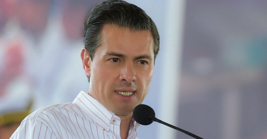 No es cierto que lea poco, dice EPN sobre el episodio de la FIL en 2011