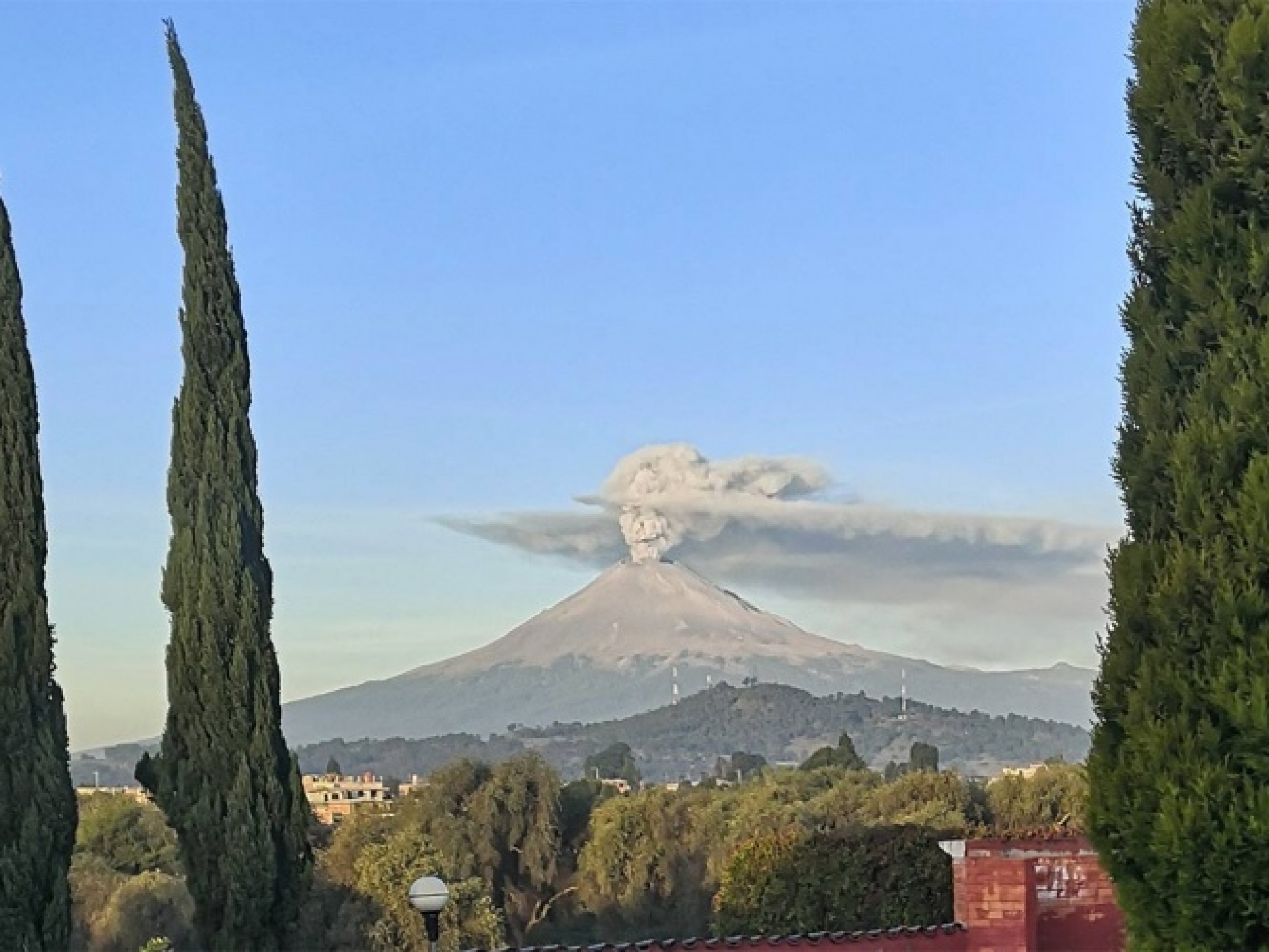 Ven Catrina en fumarola del Popocatépetl; ¿Tú también la ves?