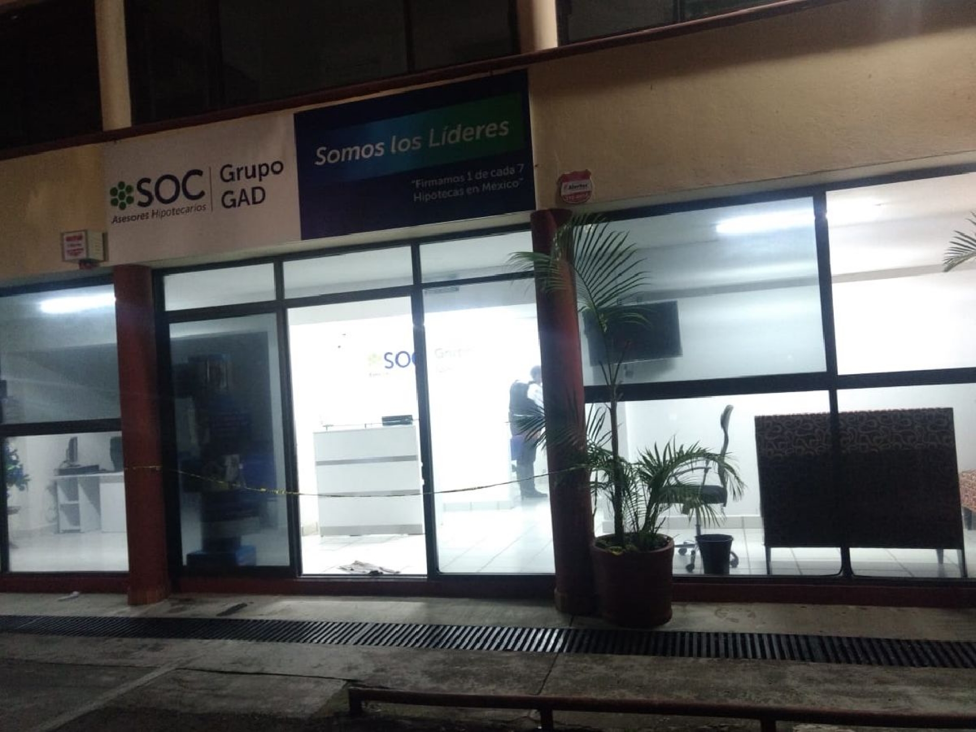 Balean a trabajador de una empresa de asesoría hipotecaria