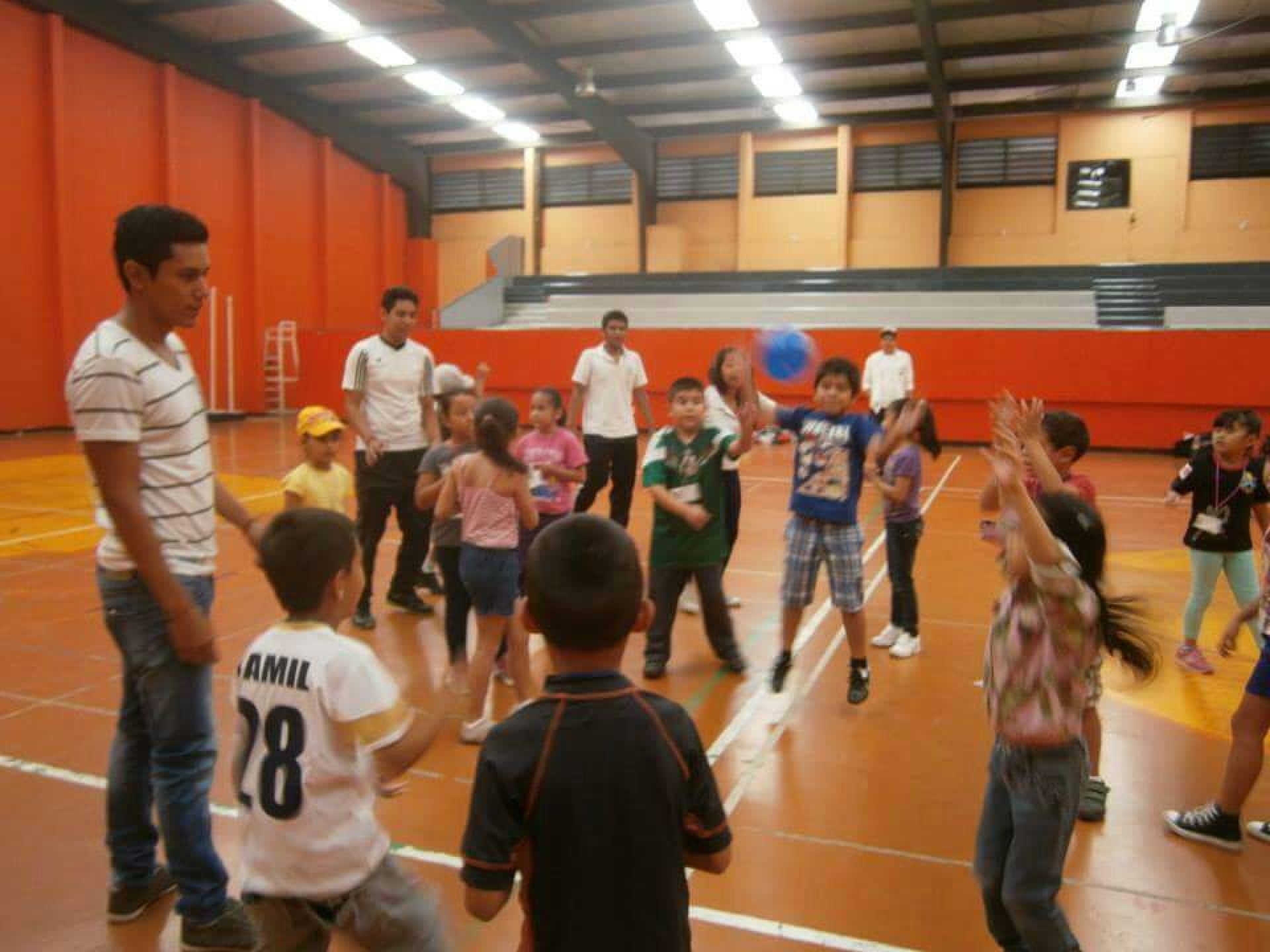 Participan niños y niñas en la estrategia ChiquitIMSS
