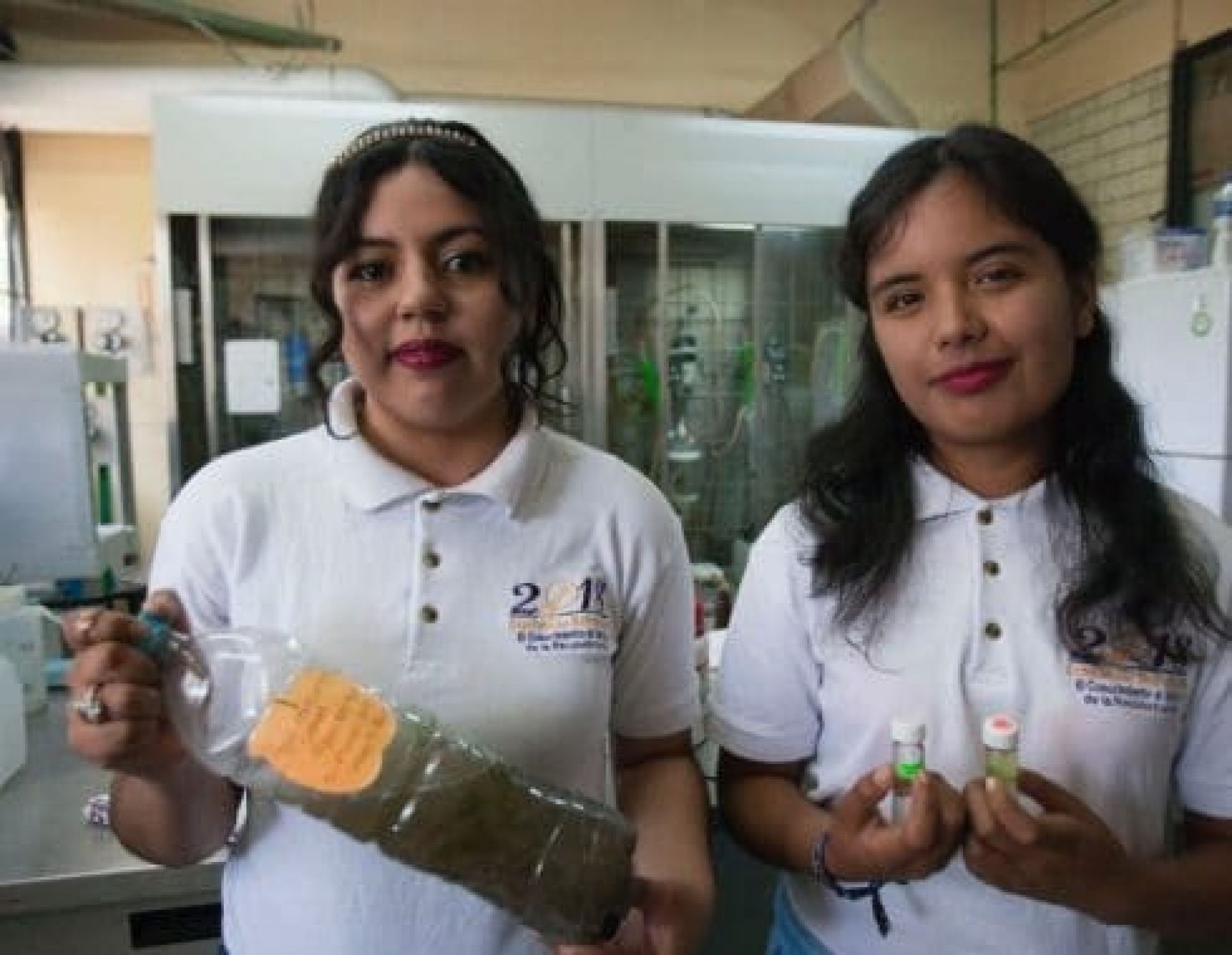 Alumnas del IPN transforman agua contaminada en combustible limpio
