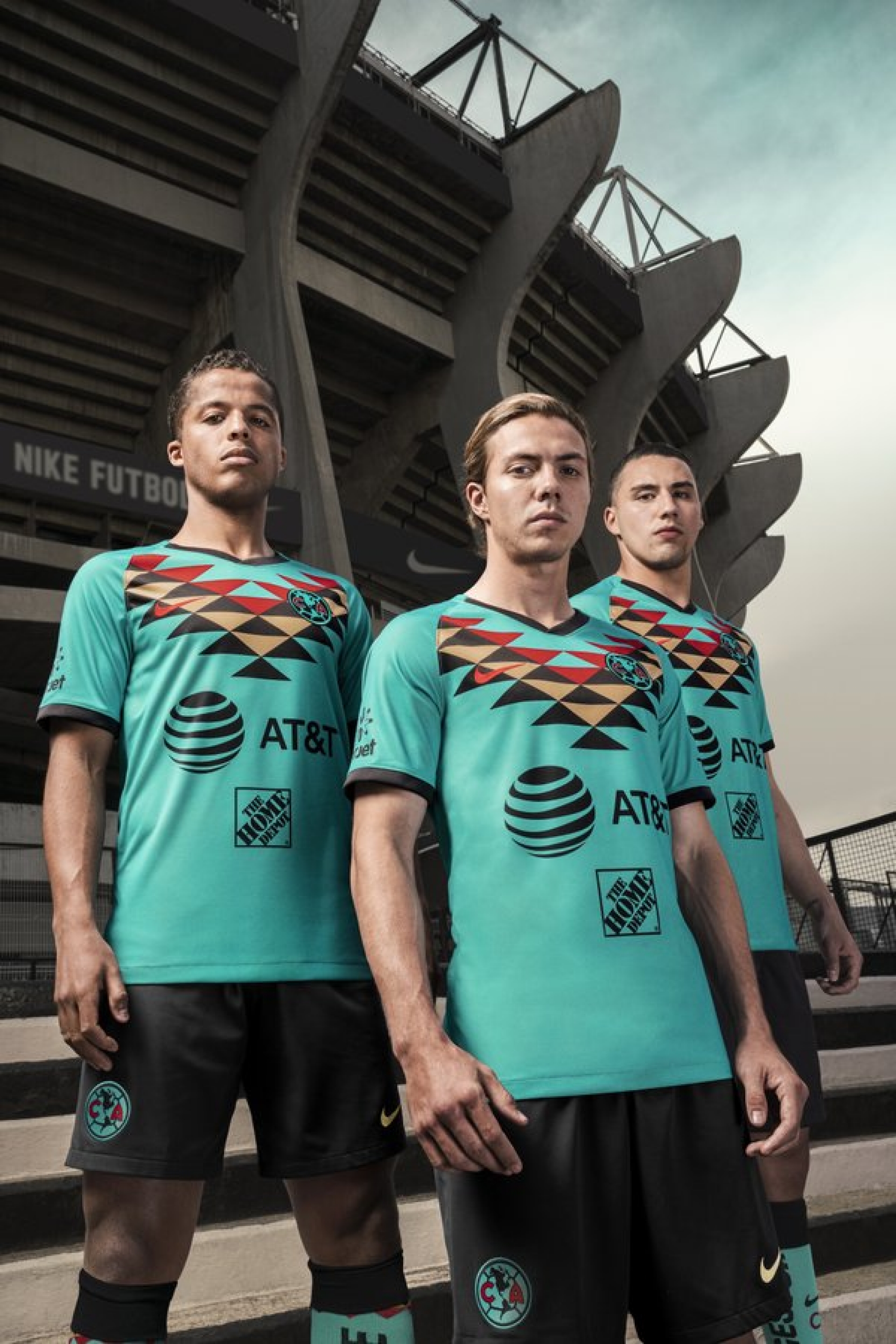 FOTOS: Presenta Club América nuevo uniforme