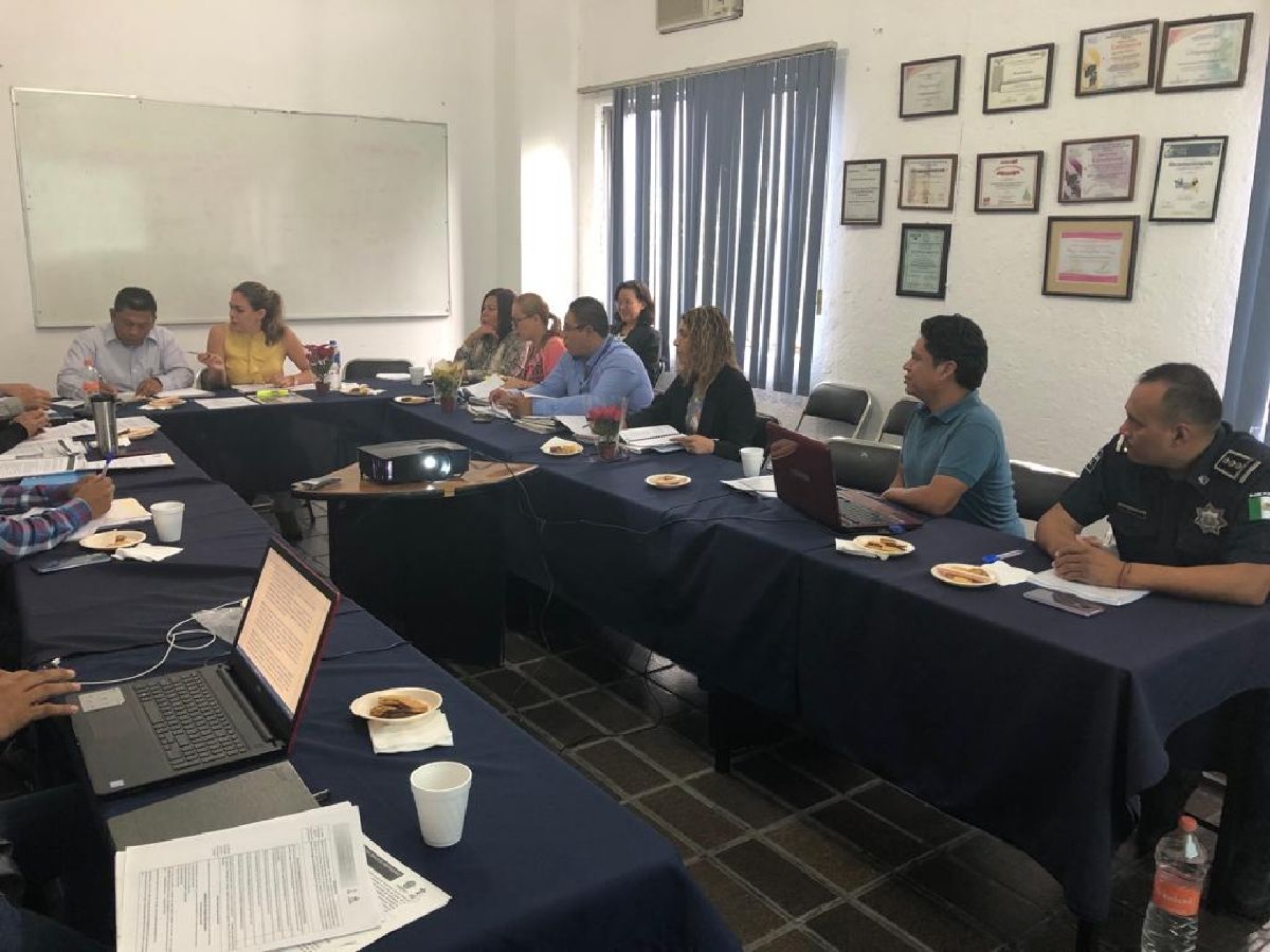 Va Cuernavaca por evaluación de policías