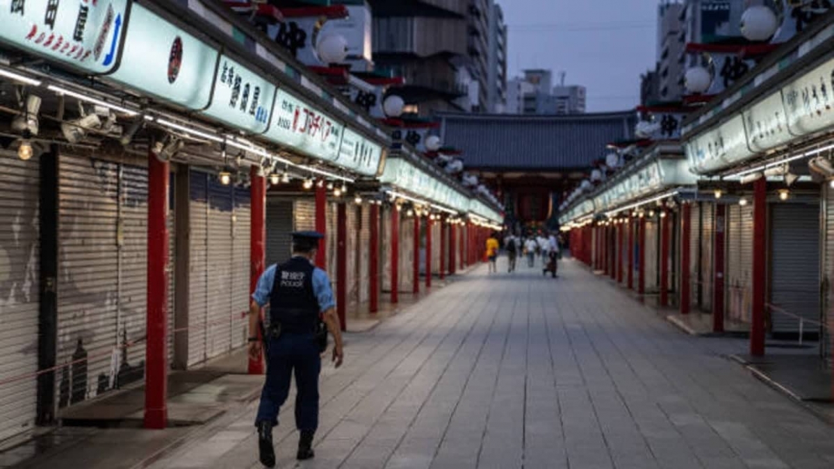 Japón extiende estado de emergencia por avance de variante Delta