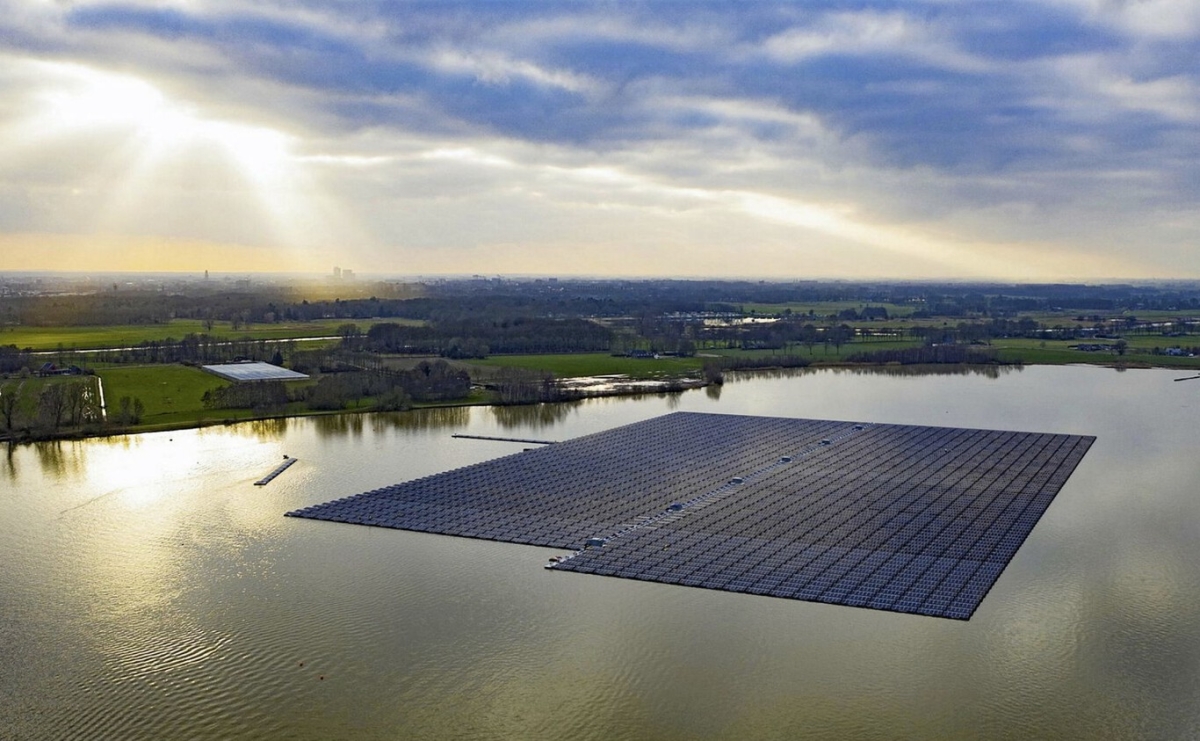 Una "isla solar" en medio de un pantano: cómo Portugal está tomando la delantera en la energía solar flotante