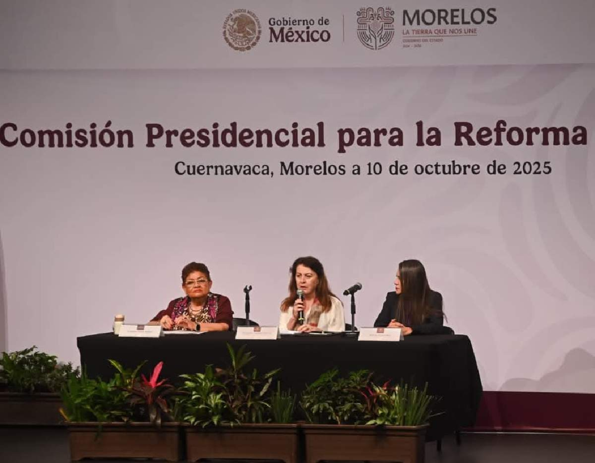 Realizan asamblea informativa de la reforma electoral