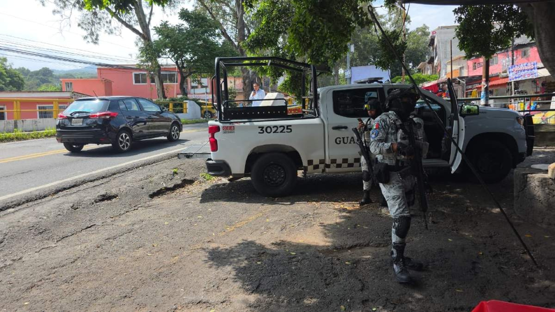 Moviliza a policías cráneo de plástico