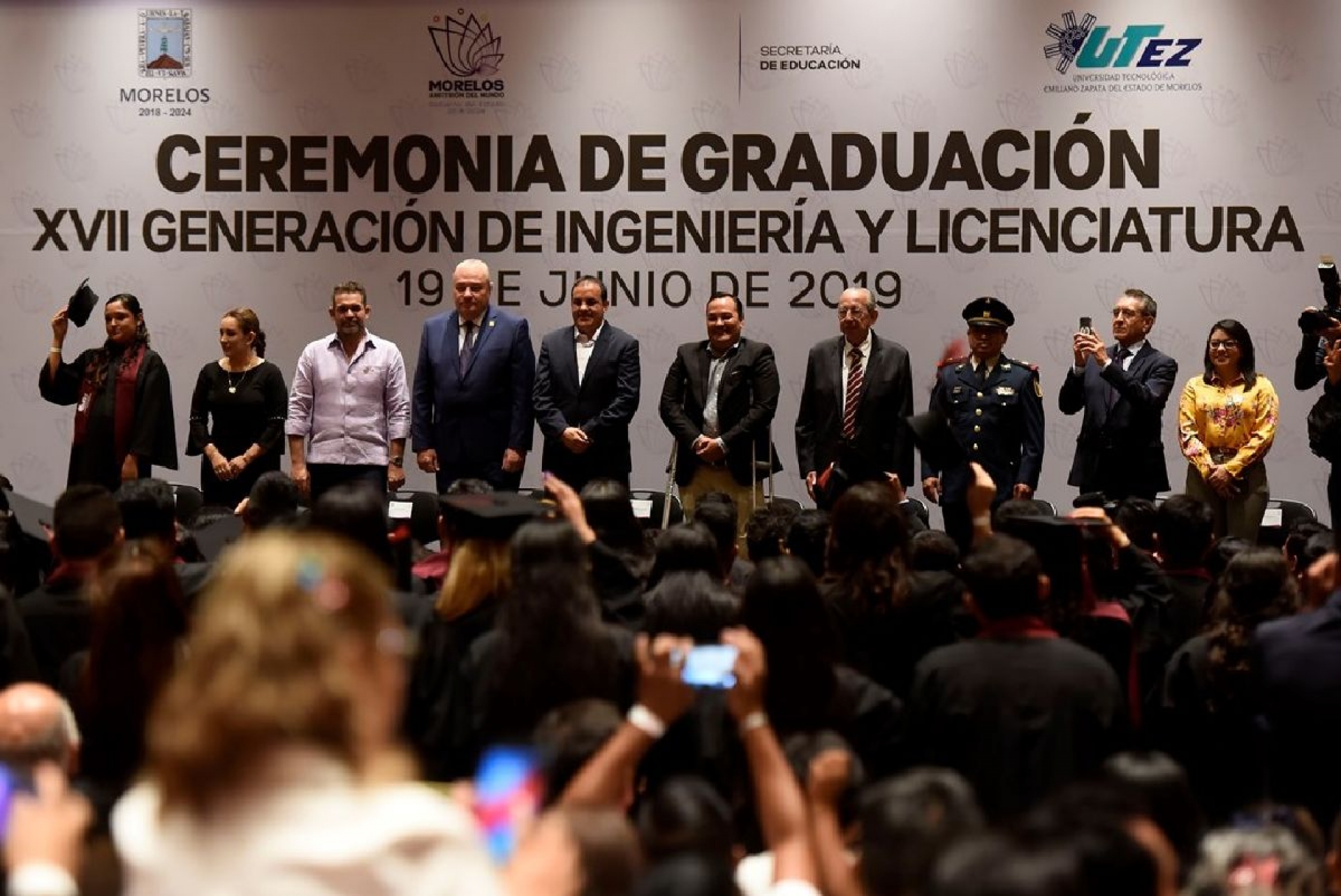 Convoca Cuauhtémoc Blanco a graduados de la UTEZ a coadyuvar en el desarrollo del estado y el país