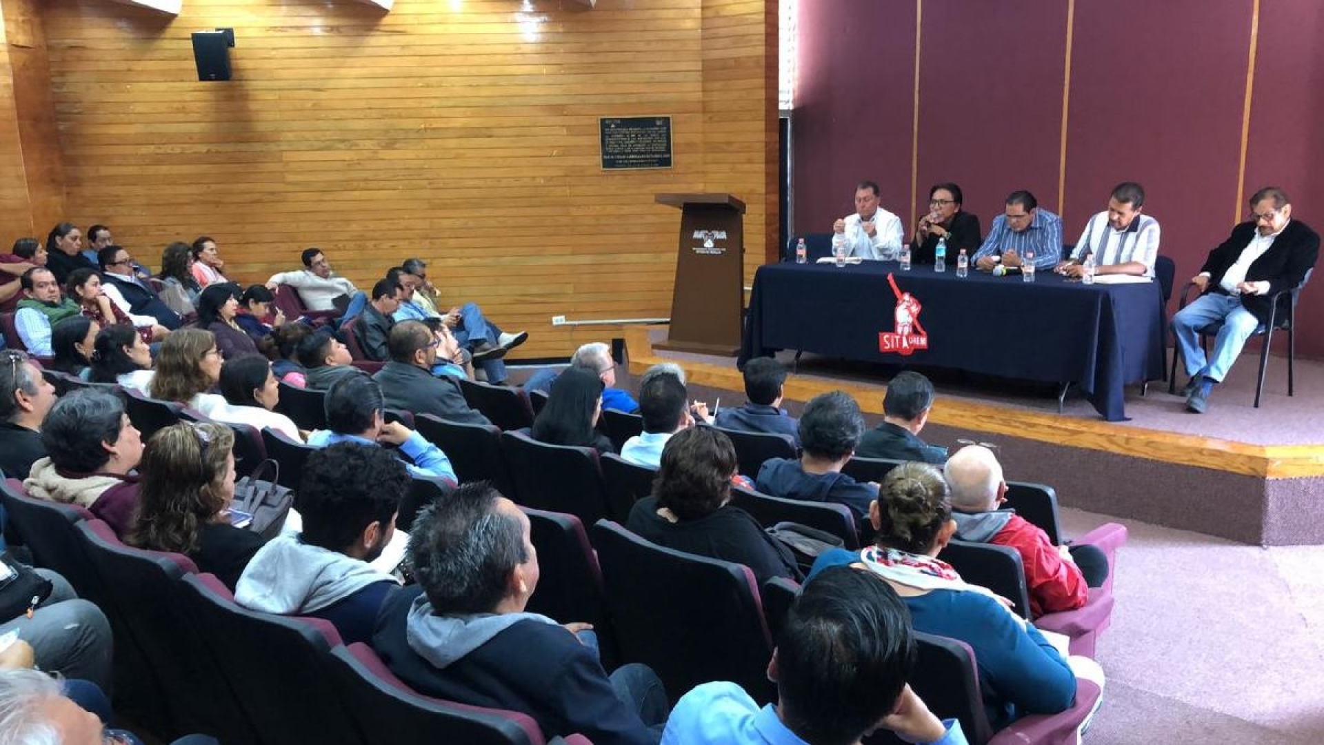 Integra el SITAUAEM comisión que busca presionar para resolver huelga