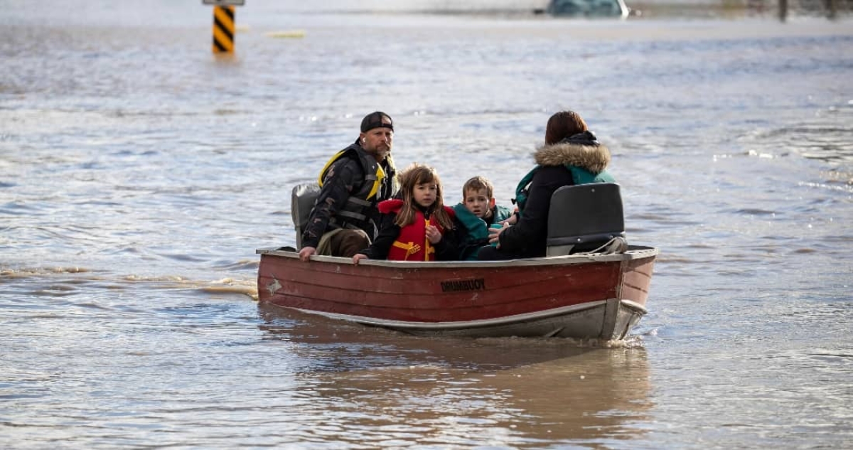 Tormenta provoca daños “devastadores” en frontera de Estados Unidos y Canadá